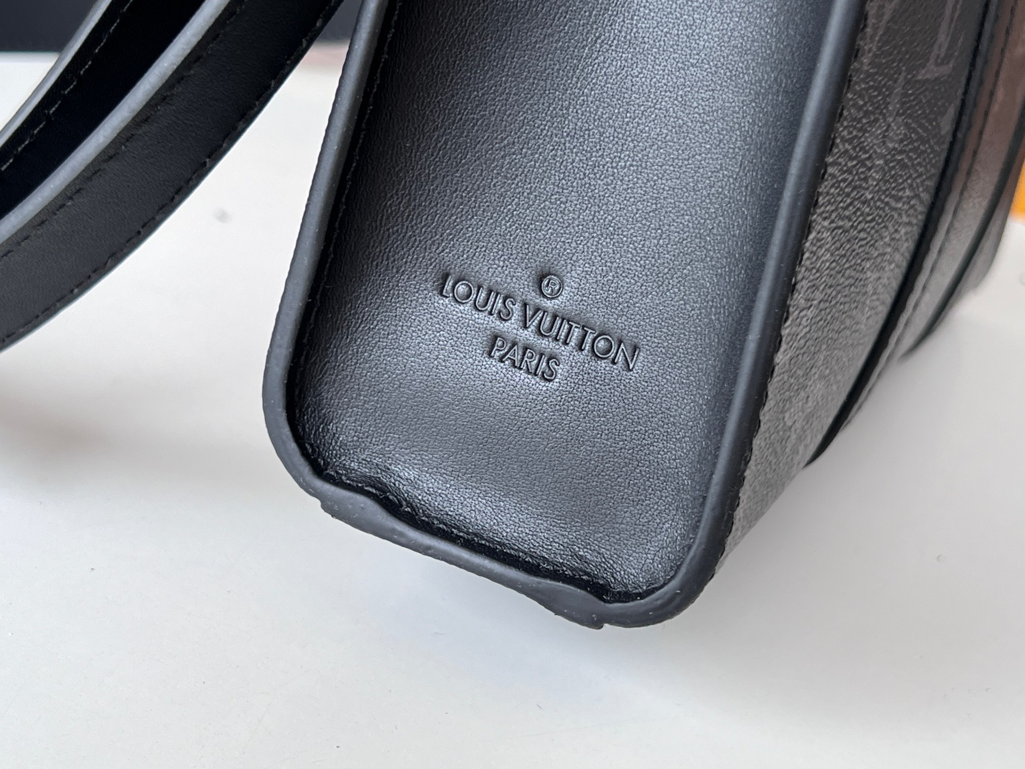 Louis Vuitton Sac Plat Crossbody Bag M46098 in Black Monogram Eclipse Canvas - Image 7