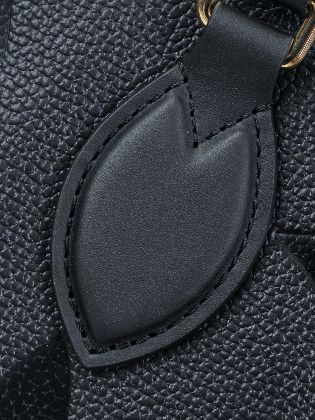 Louis Vuitton Onthego Handbag in Monogram Empreinte Giant Leather - Image 7