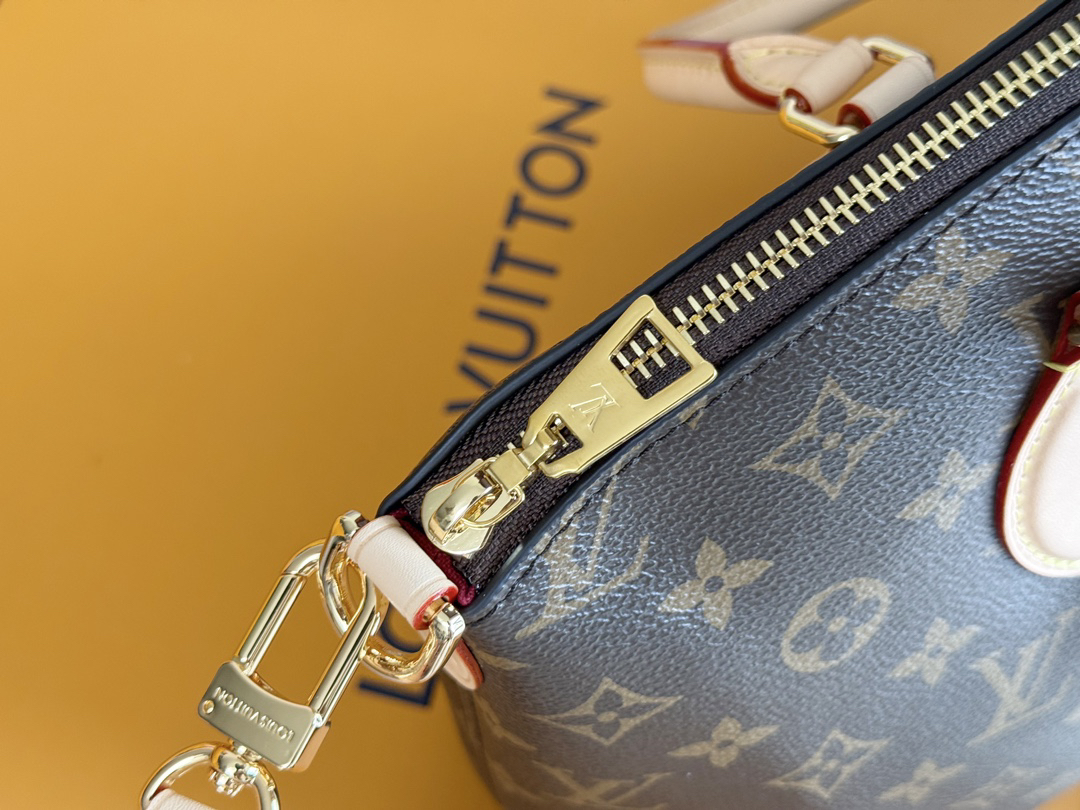 Louis Vuitton Boétie Small Zip Tote Bag M45986 - Image 7