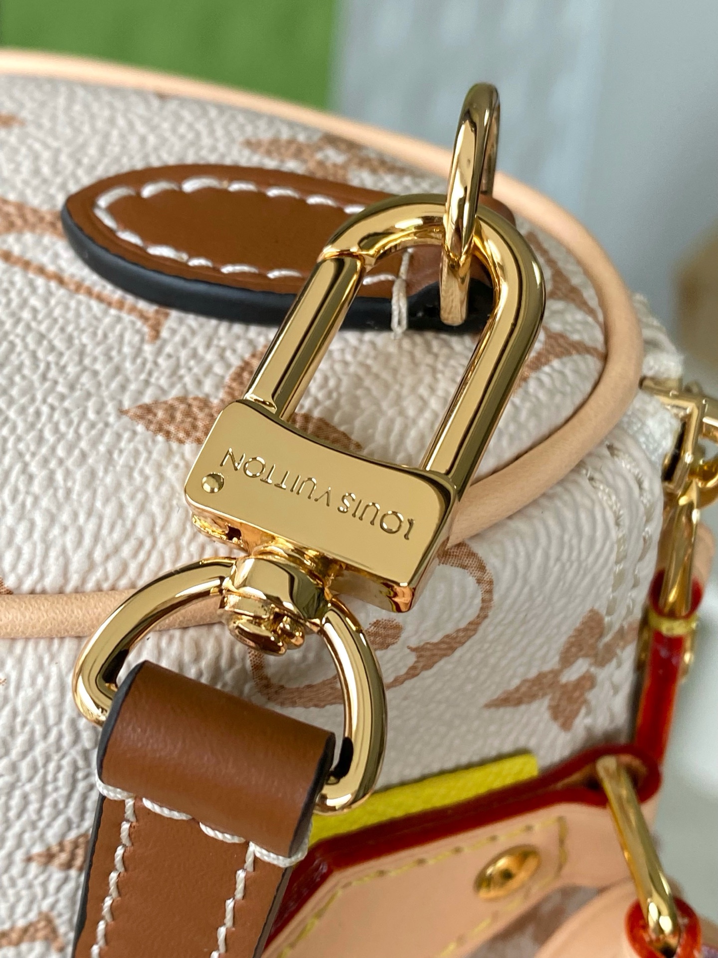 Louis Vuitton Nano Speedy Handbag M29781 - Image 7