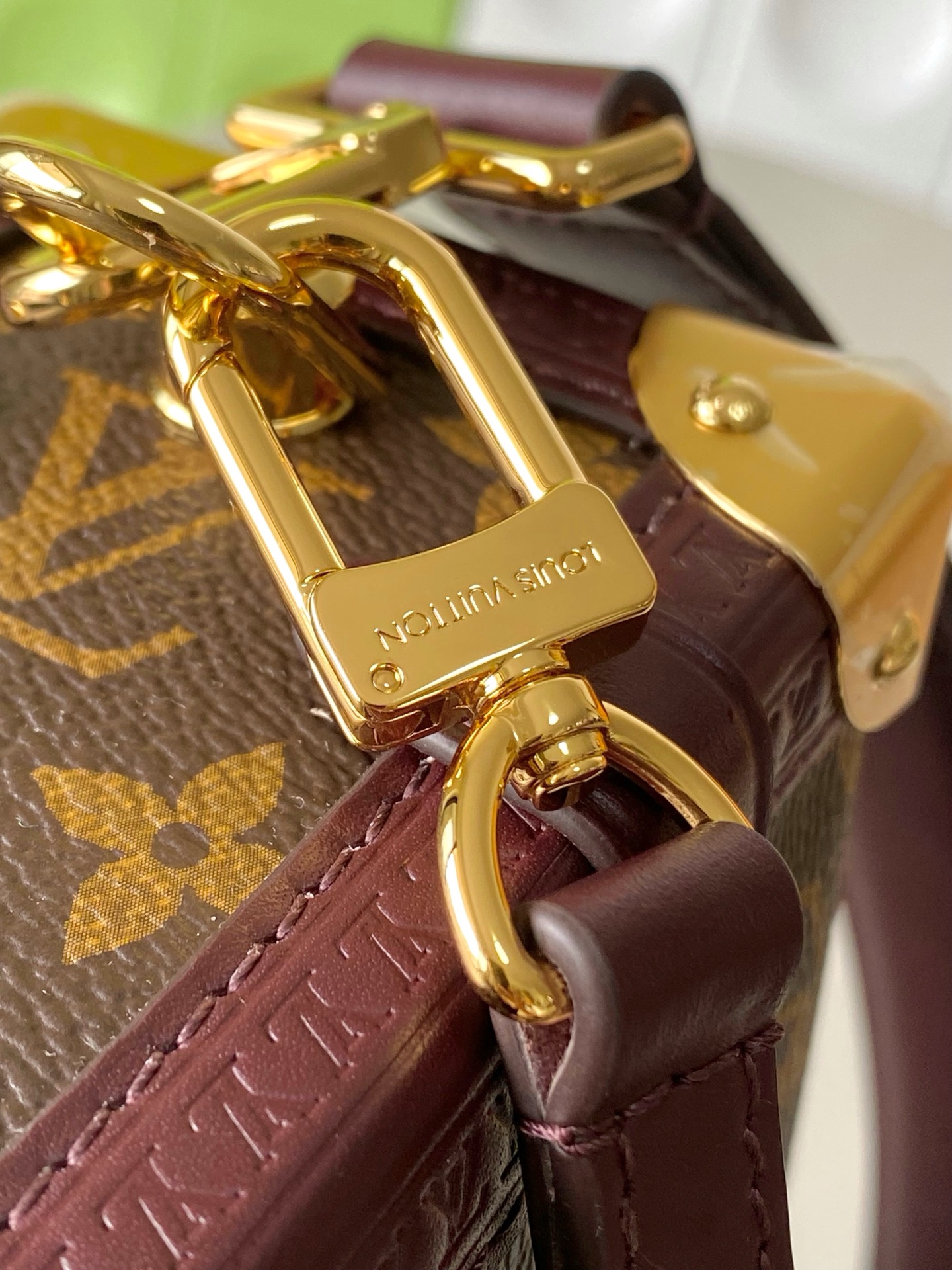 Louis Vuitton Getaway Side Trunk Medium Handbag - Image 7
