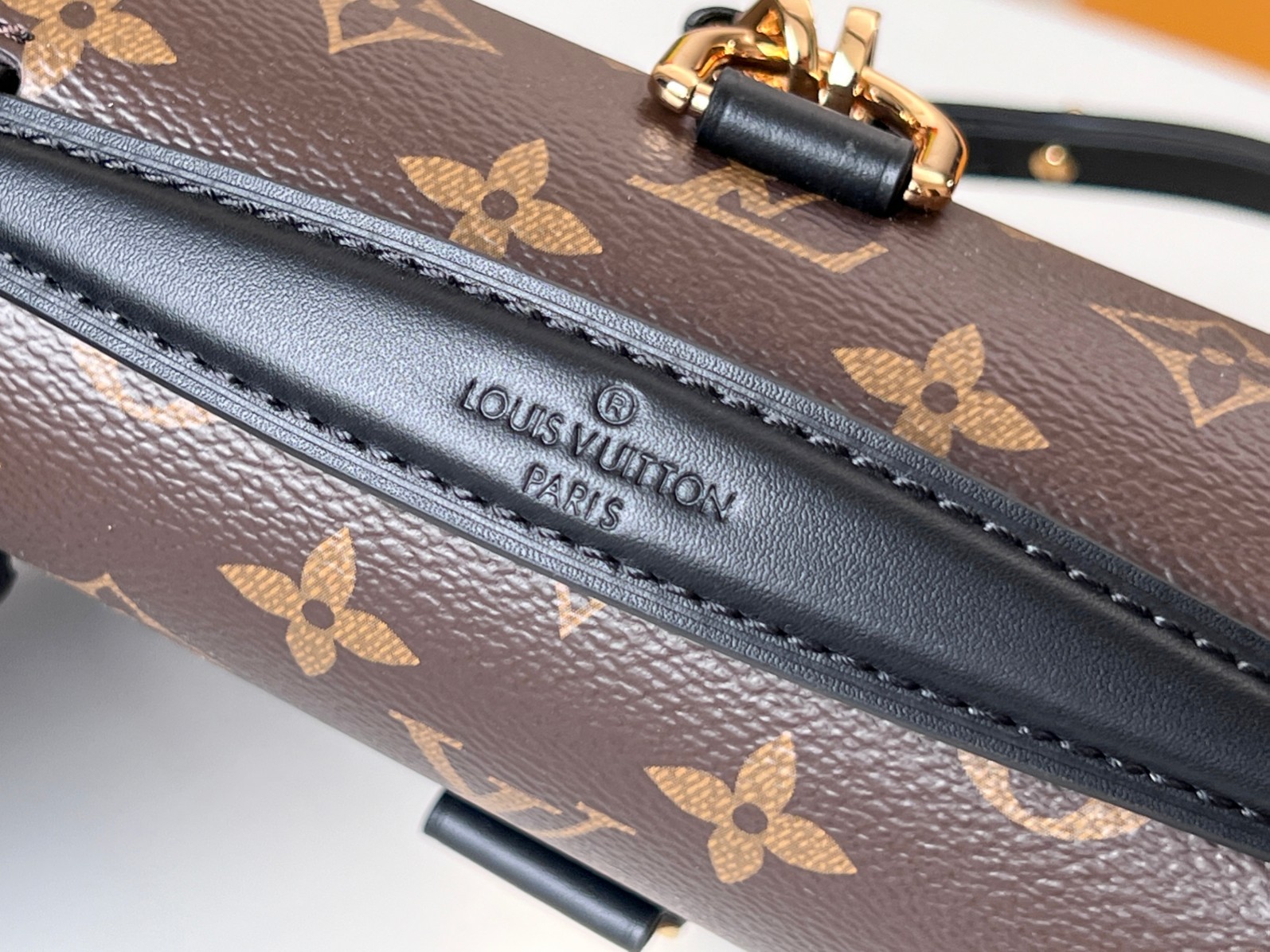 Louis Vuitton Pochette Métis M11941 Shoulder Bag - Image 7
