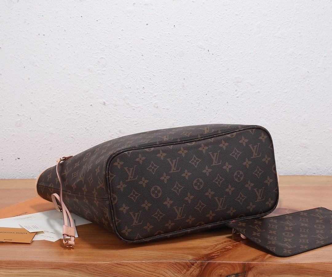 Neverfull MM Monogram Tote Bag - Image 7