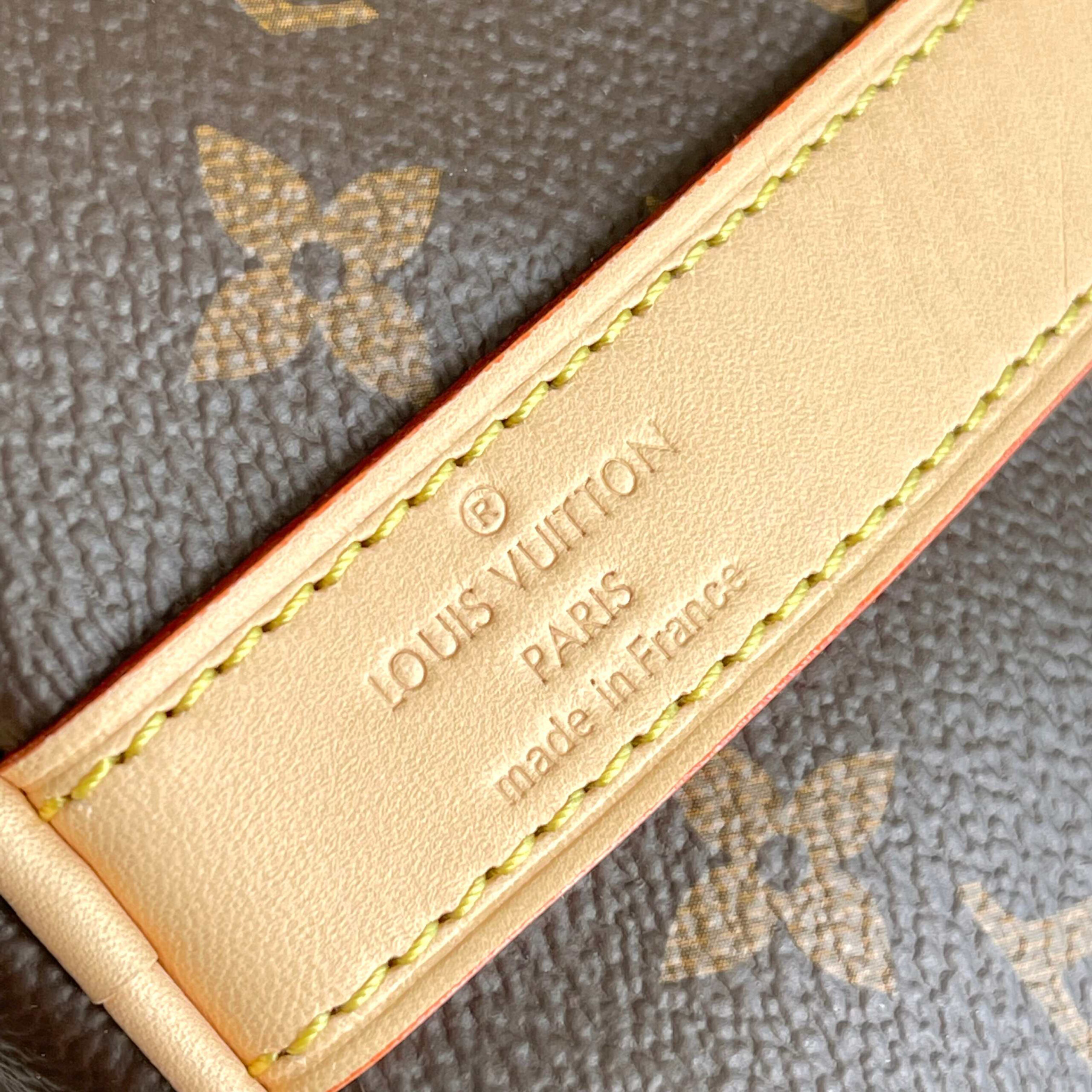 Louis Vuitton Keepall Bandoulière 45 Travel Bag in Monogram Eclipse Canvas - Image 7