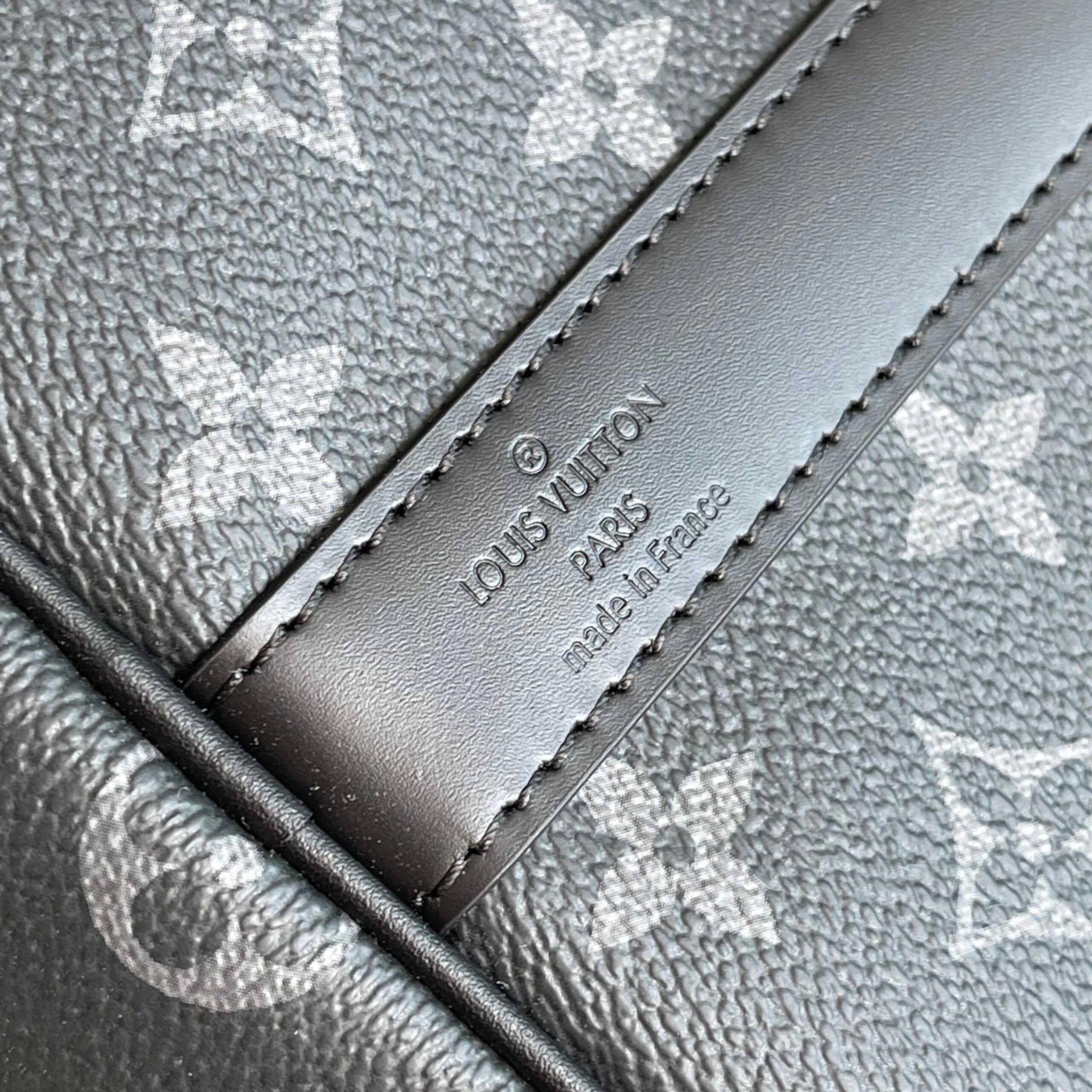 Louis Vuitton Keepall Bandouliere 55 Monogram Eclipse Travel Bag - Image 7