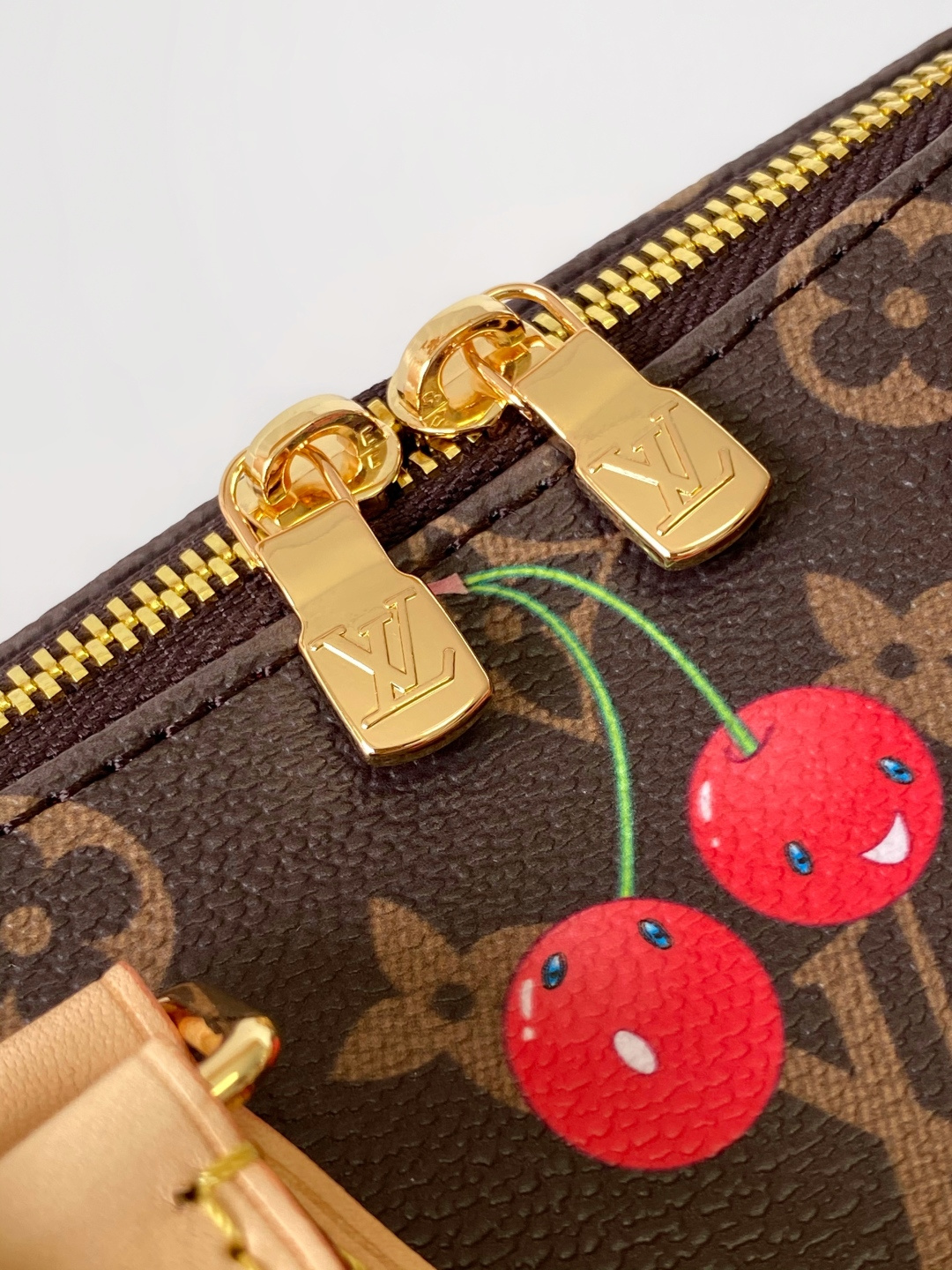 Louis Vuitton Speedy Bandoulière Handbag – LV x Takashi Murakami Cherry Monogram - Image 7