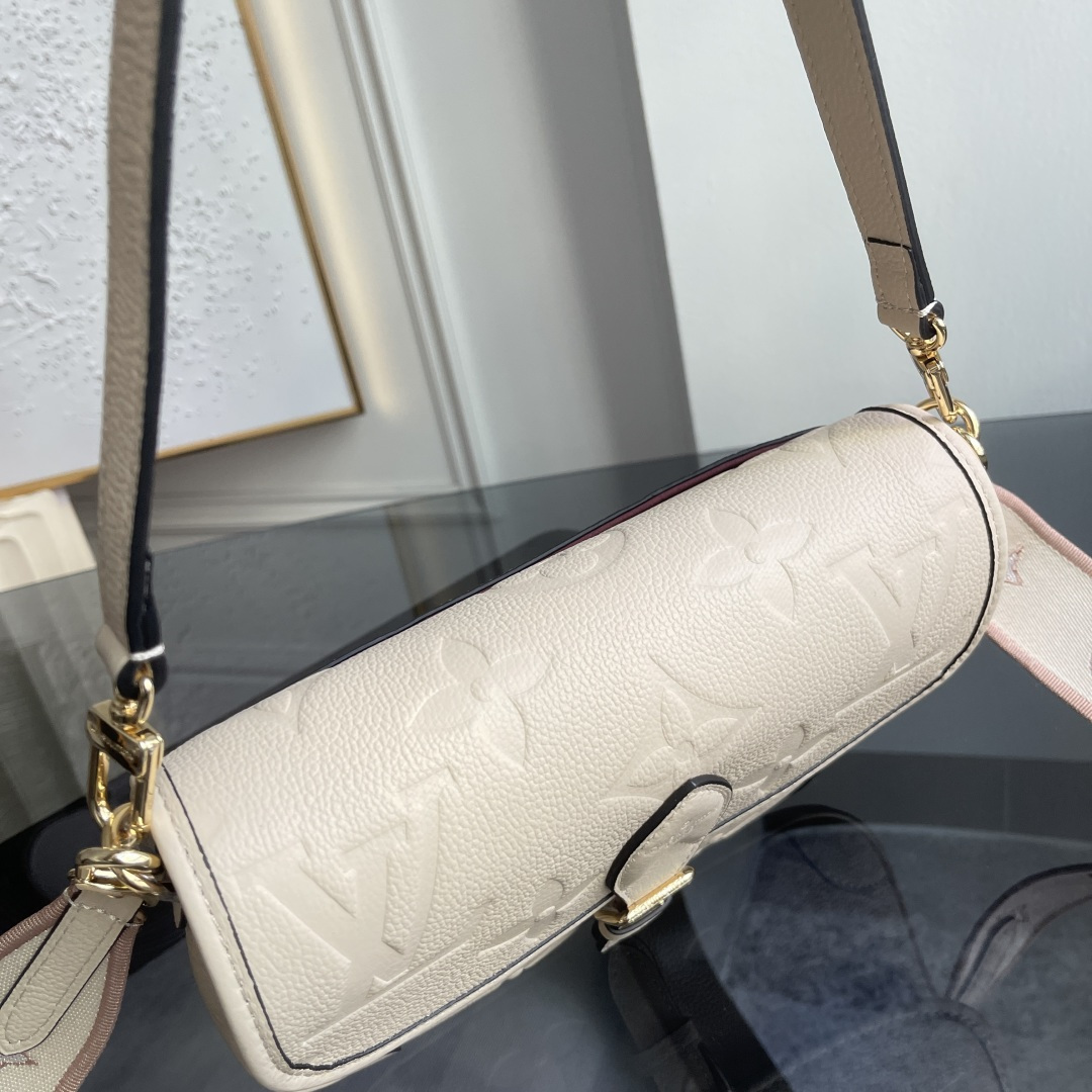 Louis Vuitton Diane Handbag in Monogram Empreinte Leather - Image 7