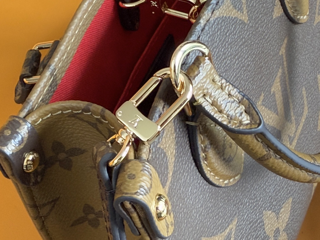Louis Vuitton OnTheGo Tote Bag M46839 - Image 7