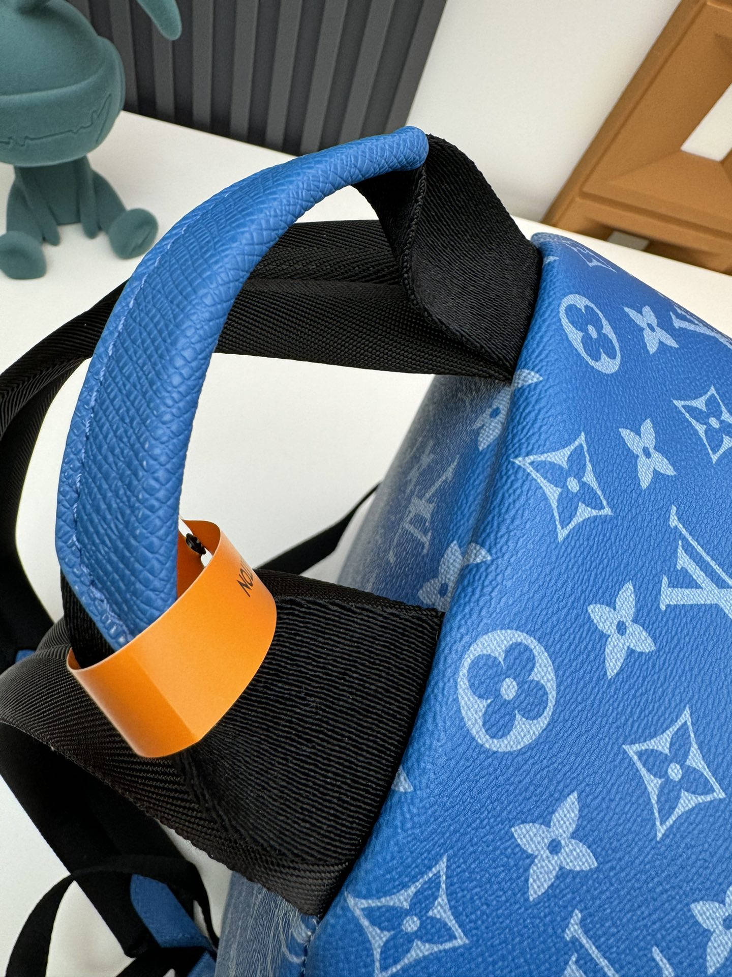 Louis Vuitton Discovery Backpack M31026 in Blue Monogram Shadow Leather - Image 7