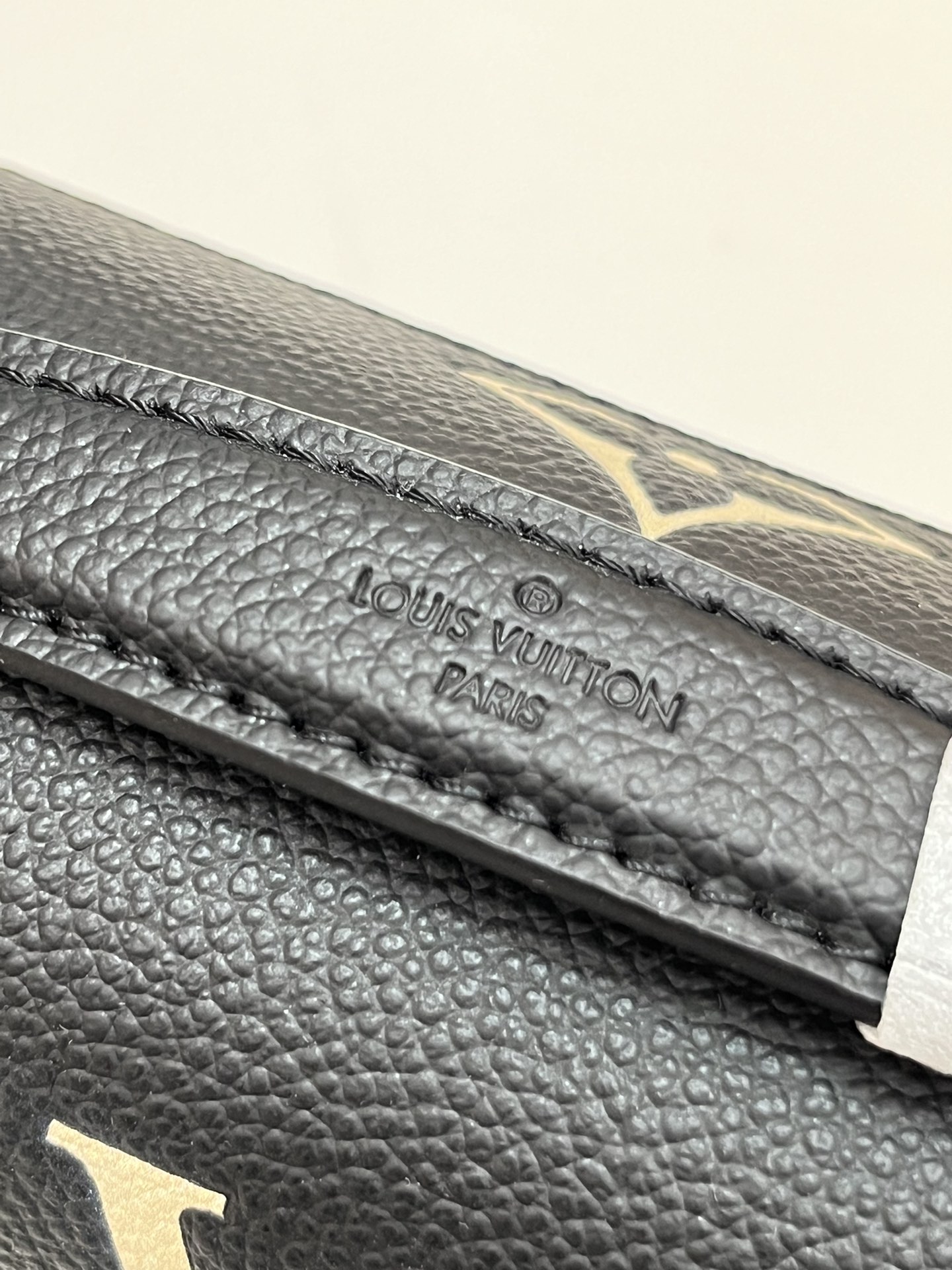 Louis Vuitton Pochette Metis East West Monogram Empreinte Leather Handbag - Image 7