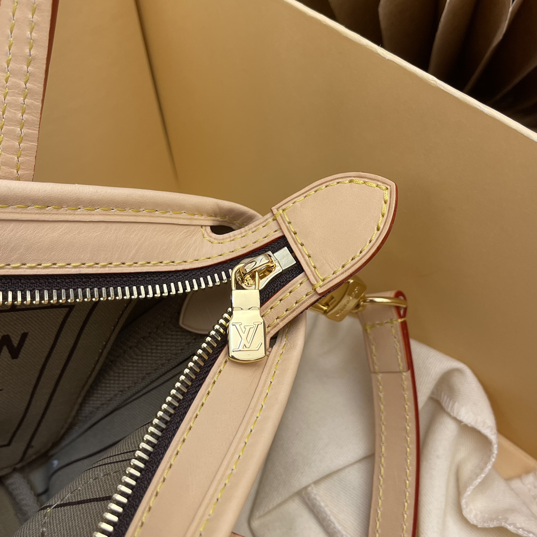Louis Vuitton Neverfull BB Handbag M46705 - Image 7