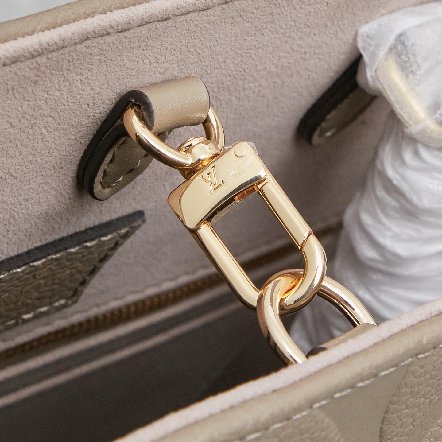 Louis Vuitton OnTheGo MM Monogram Empreinte Tote Bag - Image 7