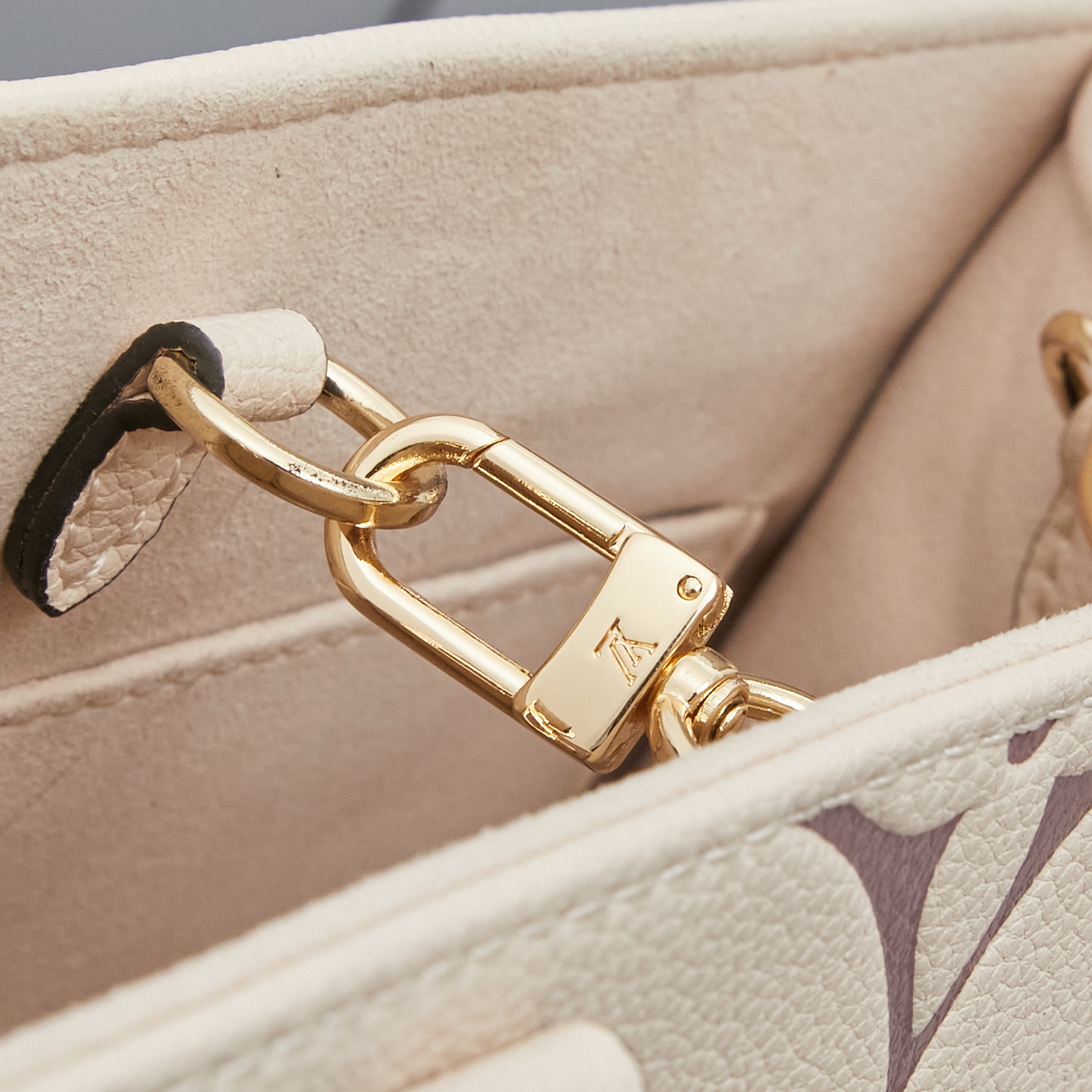 Louis Vuitton OnTheGo Small Tote Bag - Image 7