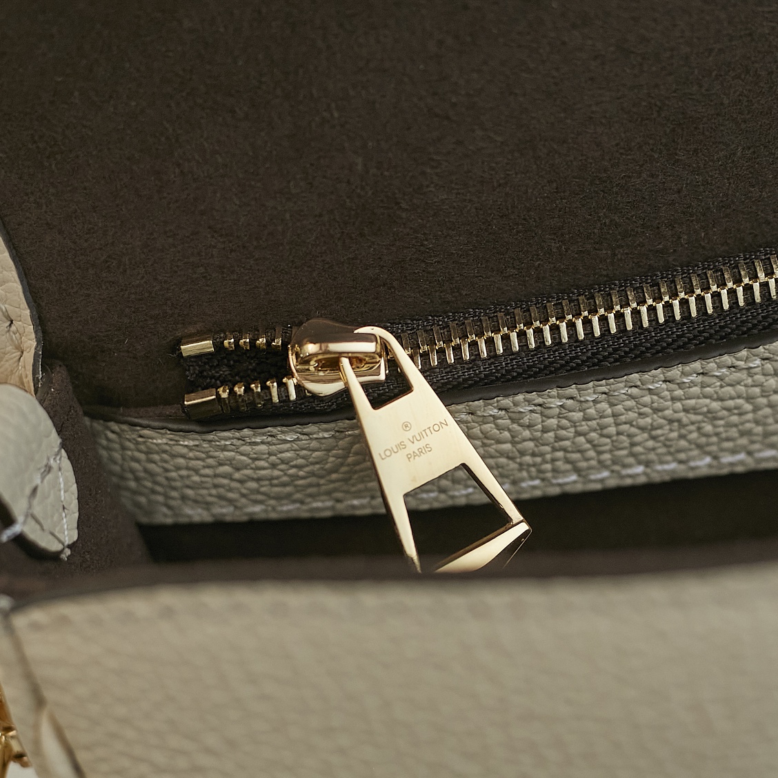 Louis Vuitton Diane Handbag M46386 - Image 7