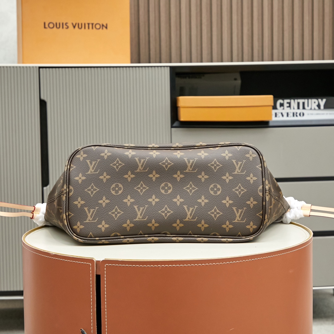 Louis Vuitton Neverfull Bandouliere Inside Out Medium Handbag - Image 7