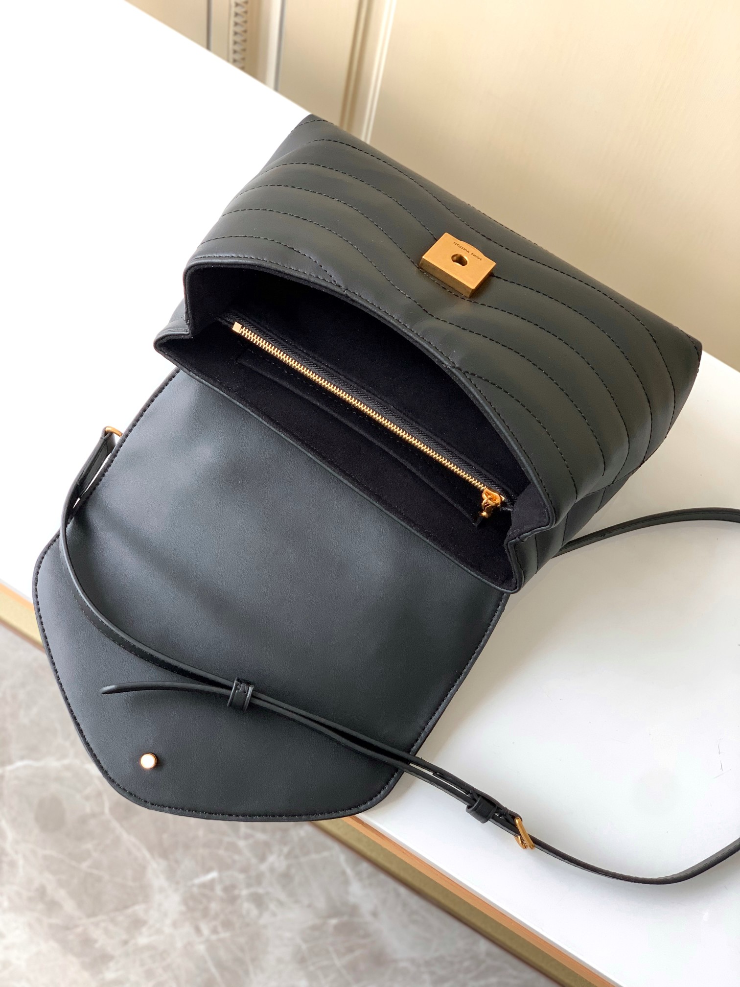 Louis Vuitton Hold Me New Wave Handbag - Image 7