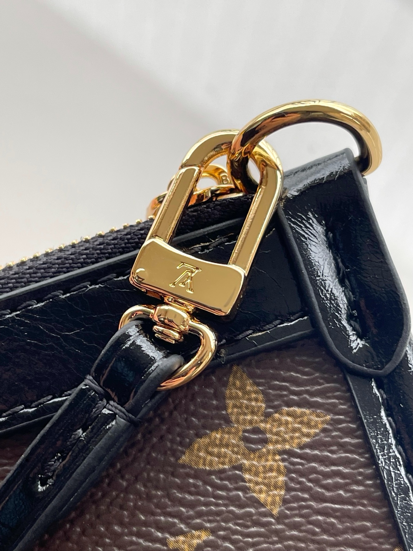 Louis Vuitton Neverfull Bandouliere Inside Out BB Handbag - Image 7