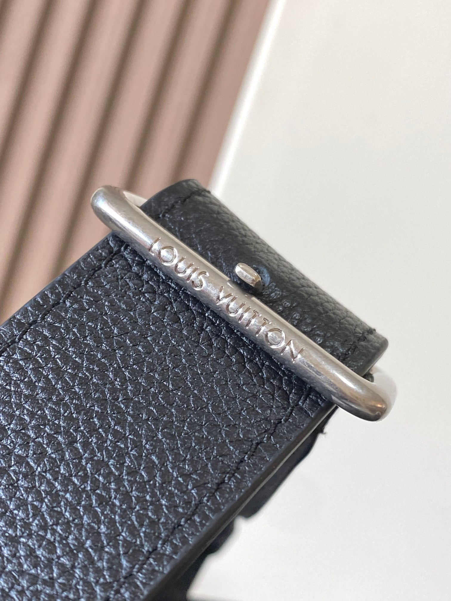Louis Vuitton Verso Hobo Bag - Image 7