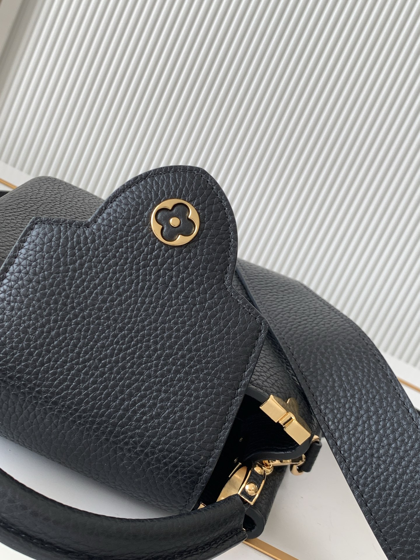 Louis Vuitton Capucines Mini Handbag - Image 7