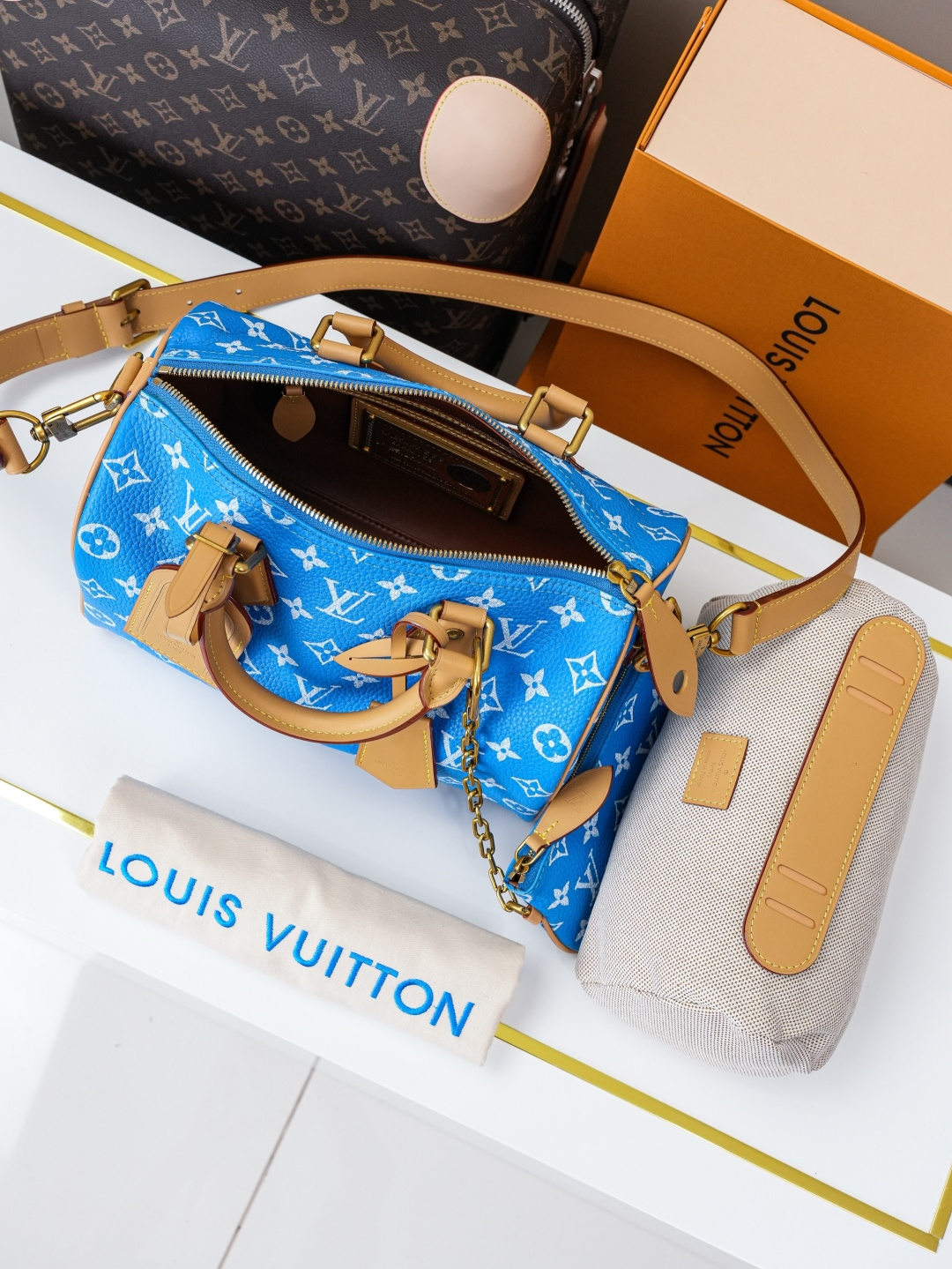 Louis Vuitton Speedy Bandoulière 25 Monogram Leather Handbag - Image 7