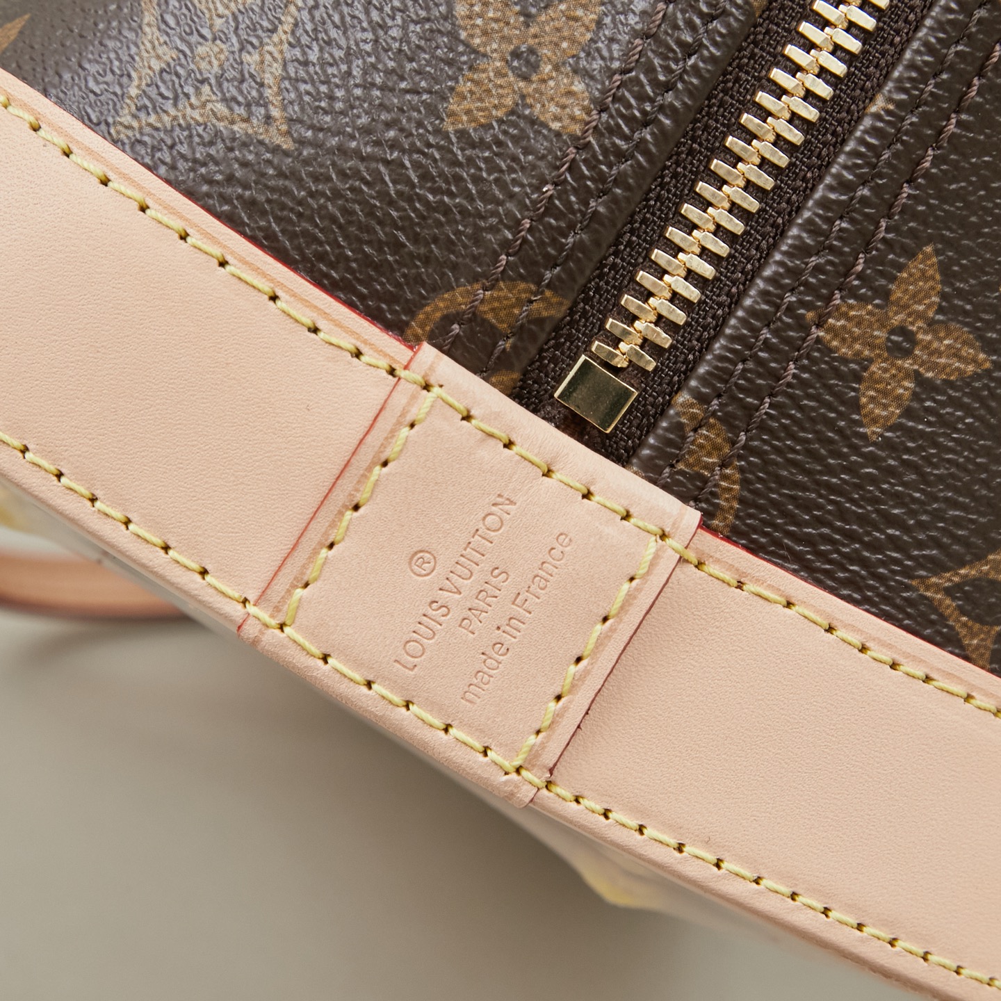 Louis Vuitton Alma Handbag M53151 in Monogram Canvas - Image 7