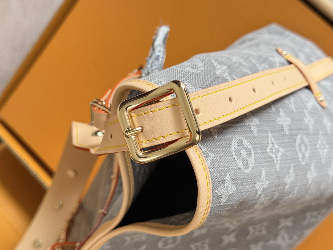 Louis Vuitton CarryAll Medium Denim Shoulder Bag - Image 7