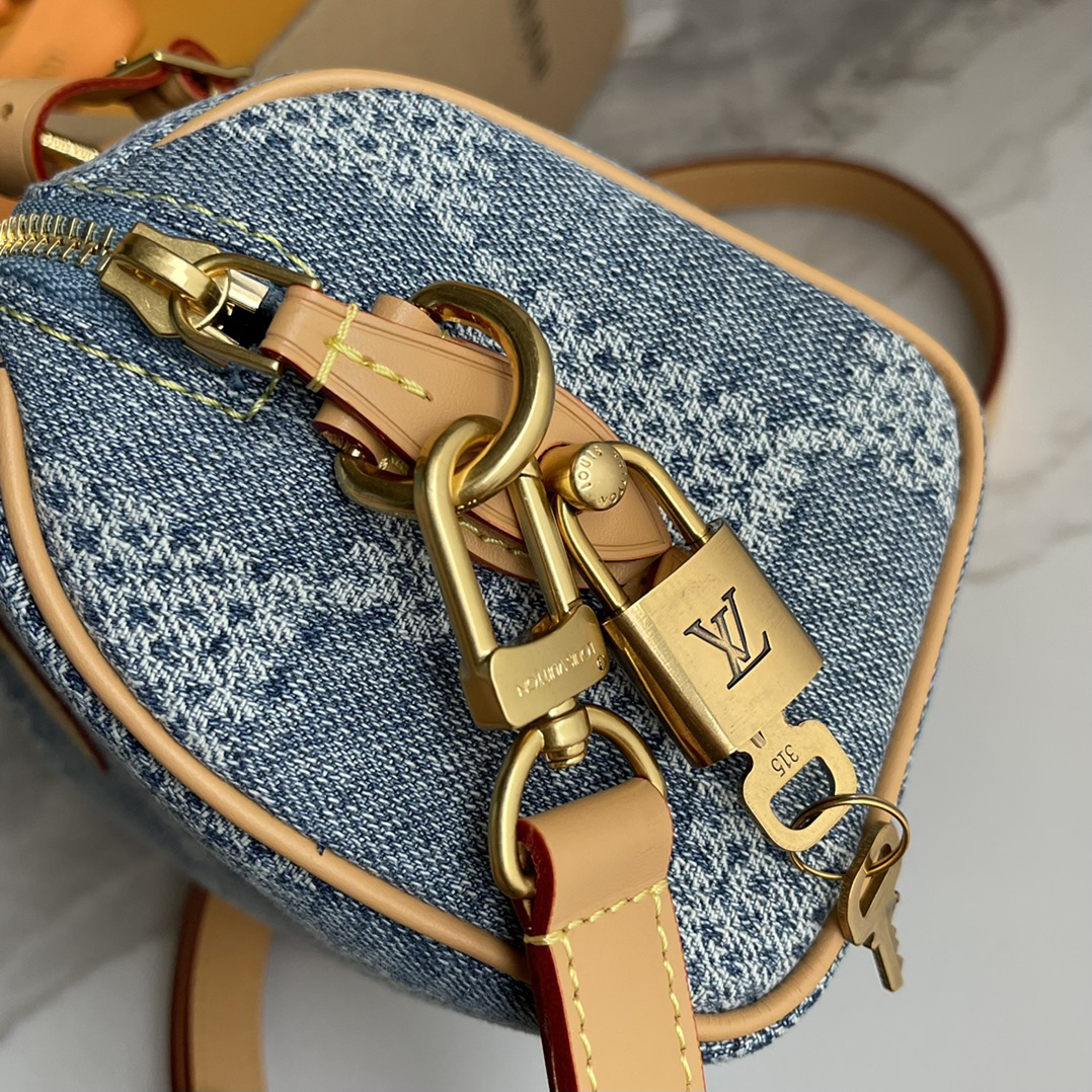 Louis Vuitton Speedy 18 Bandoulière Handbag in Damier Denim 3D Canvas - Image 7