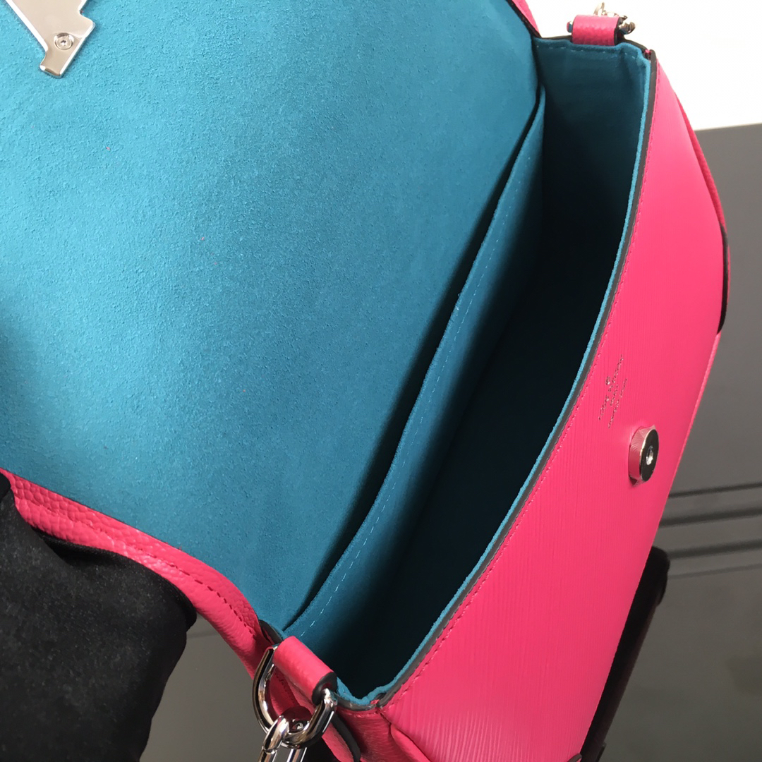 Louis Vuitton Buci Shoulder Bag M59386 - Image 7