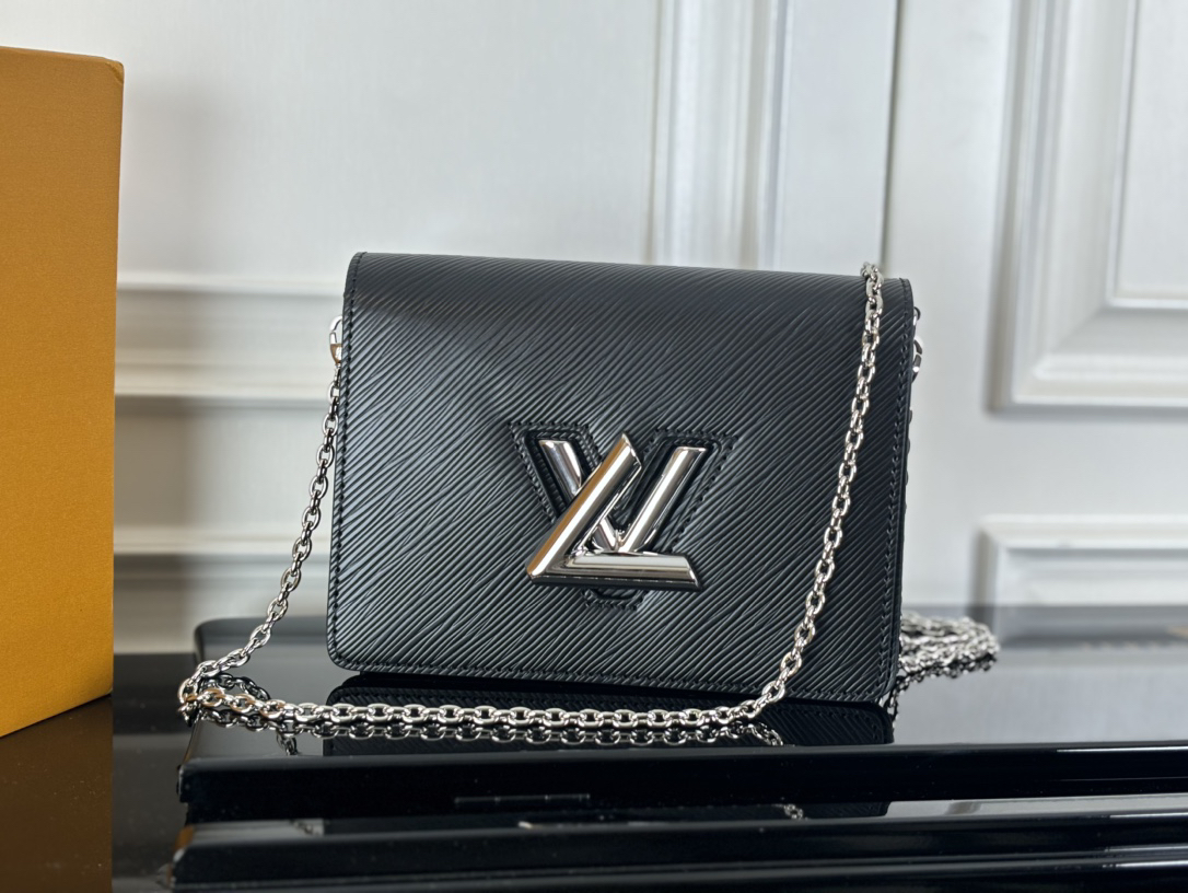 Louis Vuitton Twist Belt Chain Bag - Image 7