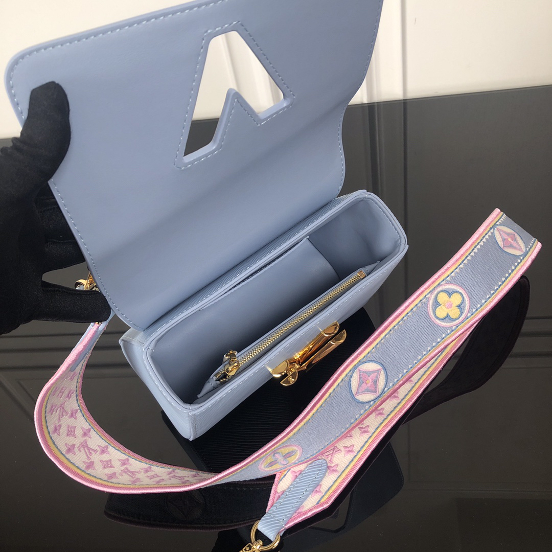 Louis Vuitton Twist Small Shoulder Bag in Powder Blue - Image 7