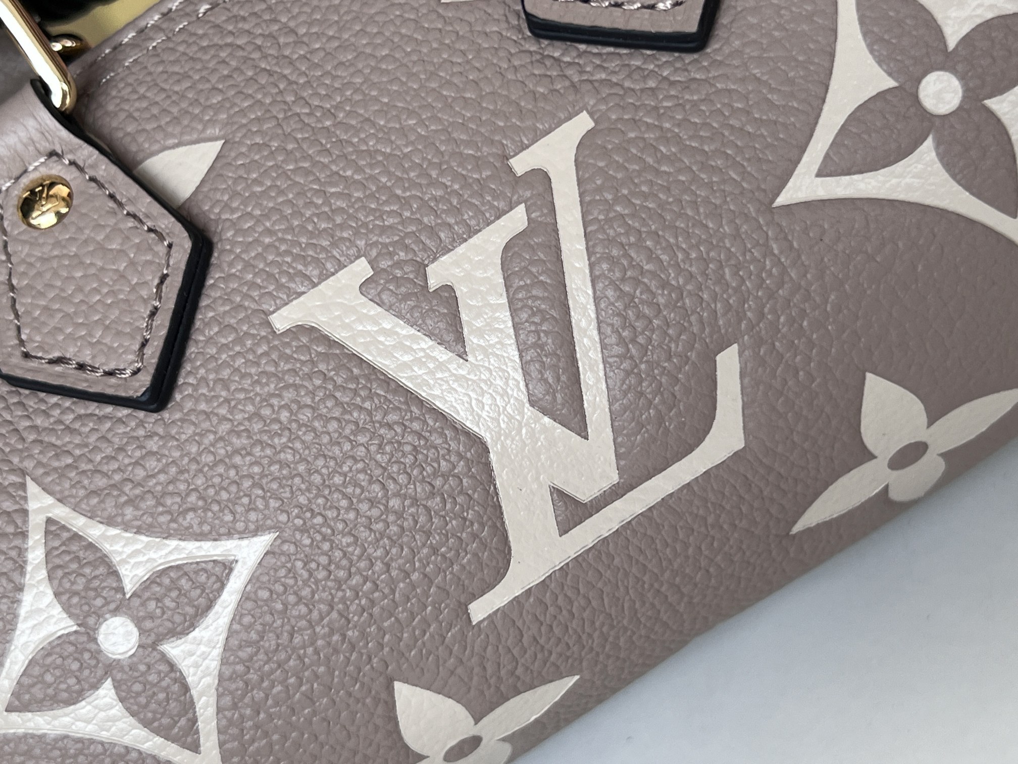 Louis Vuitton Nano Speedy Monogram Handbag - Image 7