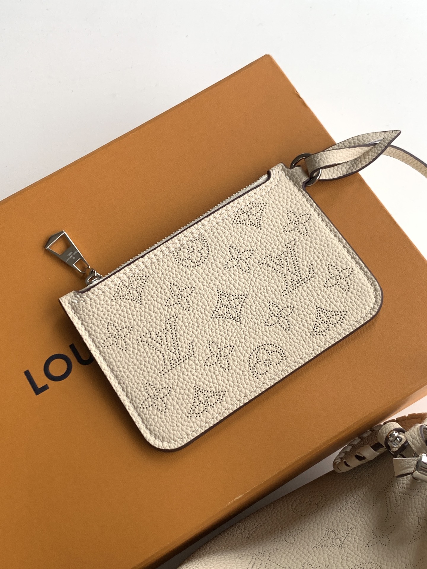 Louis Vuitton Blossom Small Shoulder Bag – Mahina Couture - Image 7