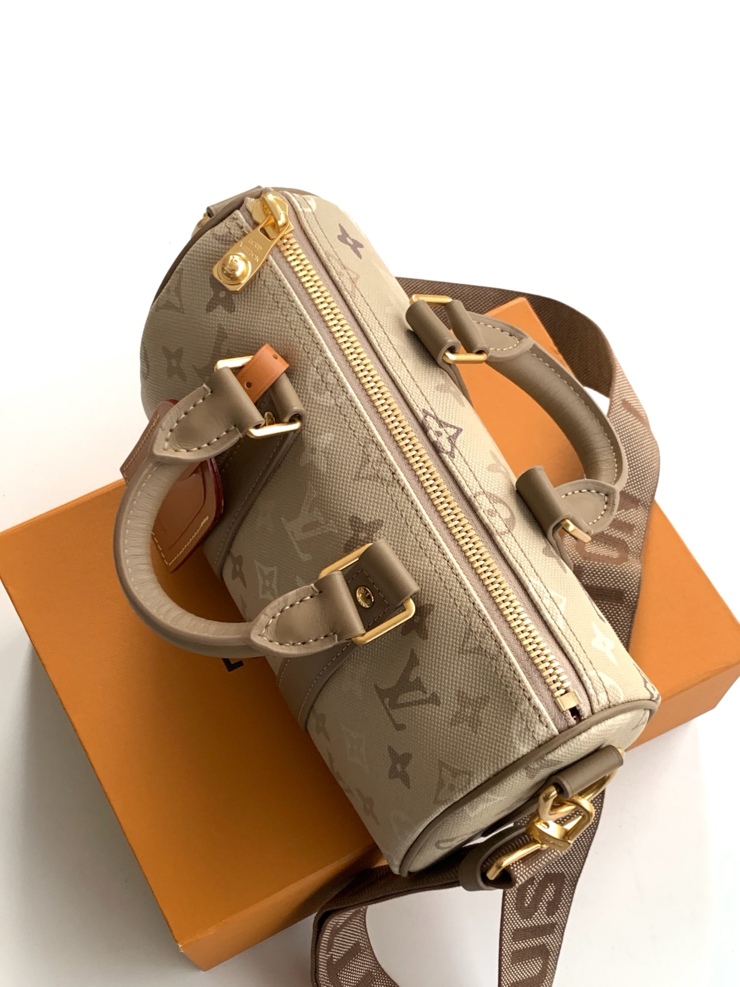 Keepall Bandoulière 25 Travel Bag in Monogram Surplus Coated Canvas - Image 7
