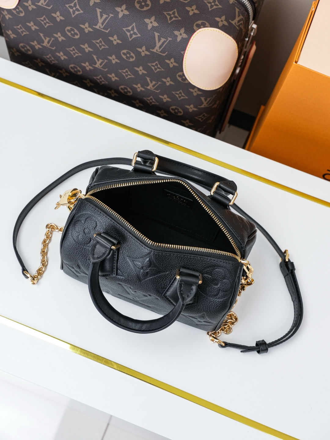Louis Vuitton Speedy Bandoulière 20 Monogram Empreinte Leather Crossbody Bag - Image 7