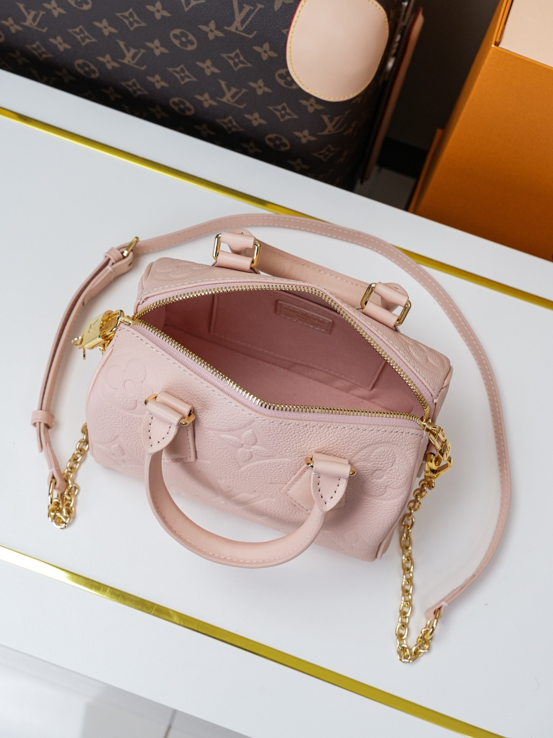 Louis Vuitton Speedy Bandoulière 20 Monogram Empreinte Leather Crossbody Bag - Image 7