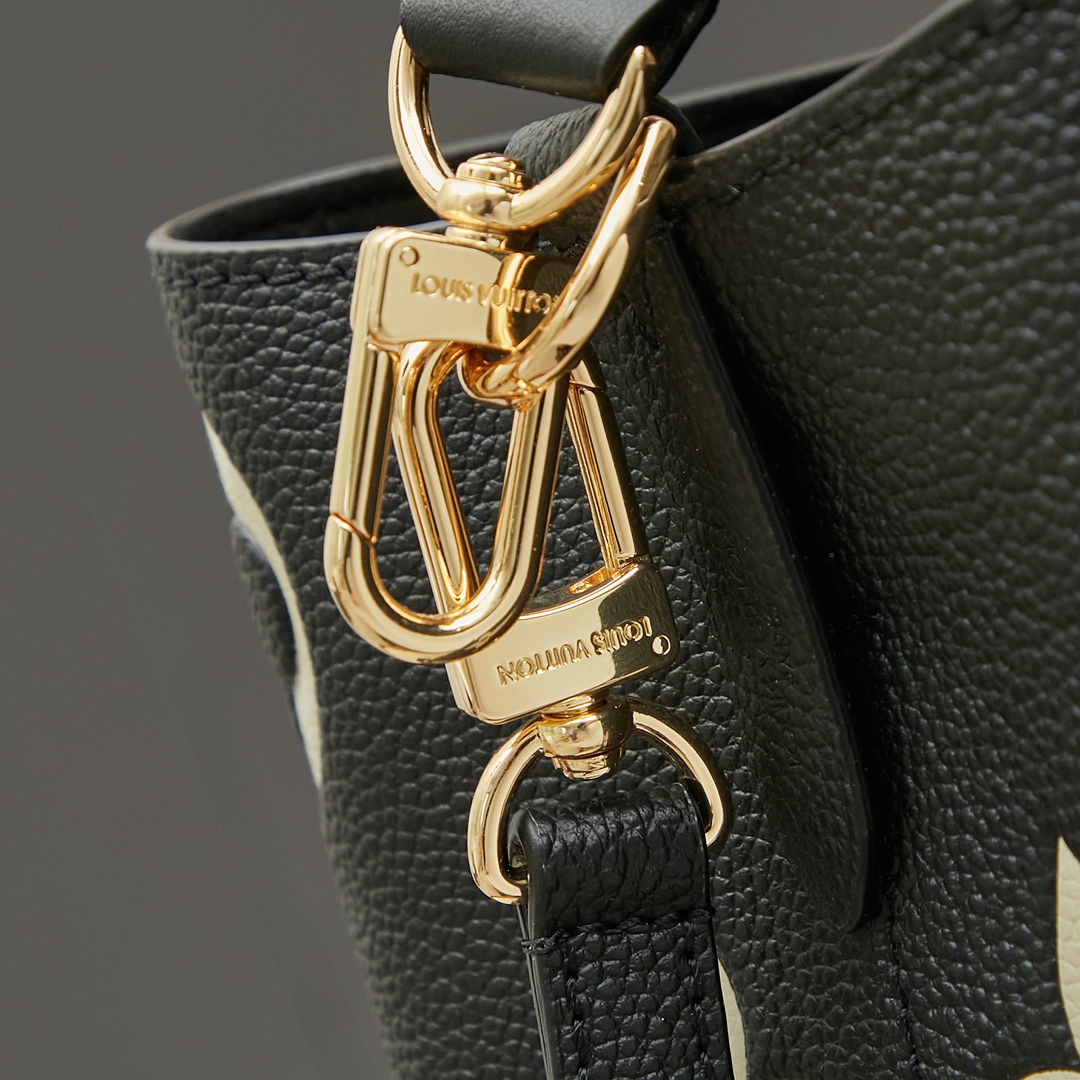 Louis Vuitton NéoNoé Medium Bucket Bag in Black and Apricot - Image 7