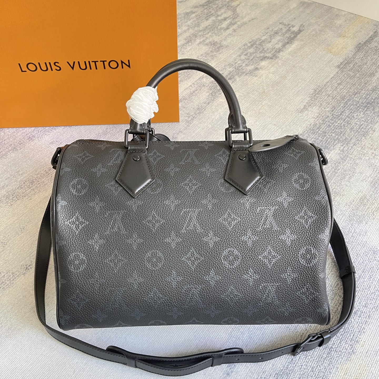 Louis Vuitton Speedy P9 Bandoulière 30 Monogram Leather Handbag - Image 7
