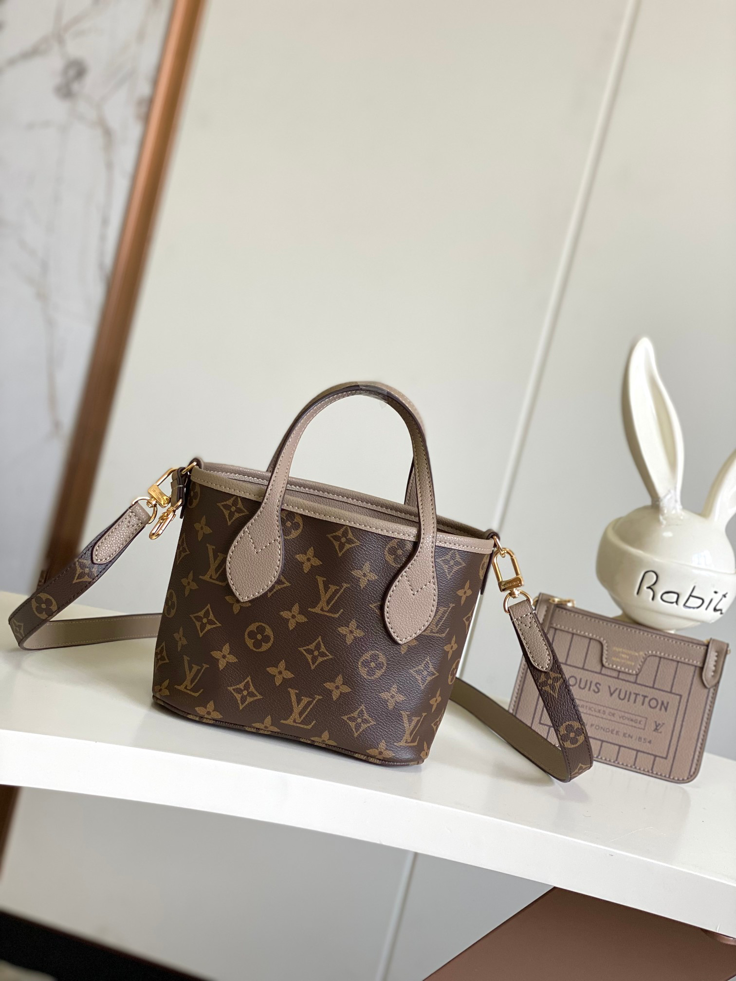 Neverfull BB Handbag M12099 in Gray - Image 7