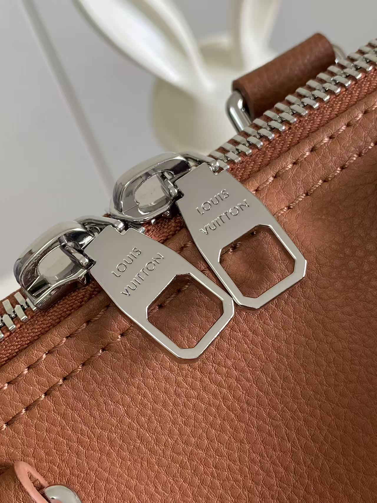 Louis Vuitton Keepall Bandoulière 35 Travel Bag - Image 7