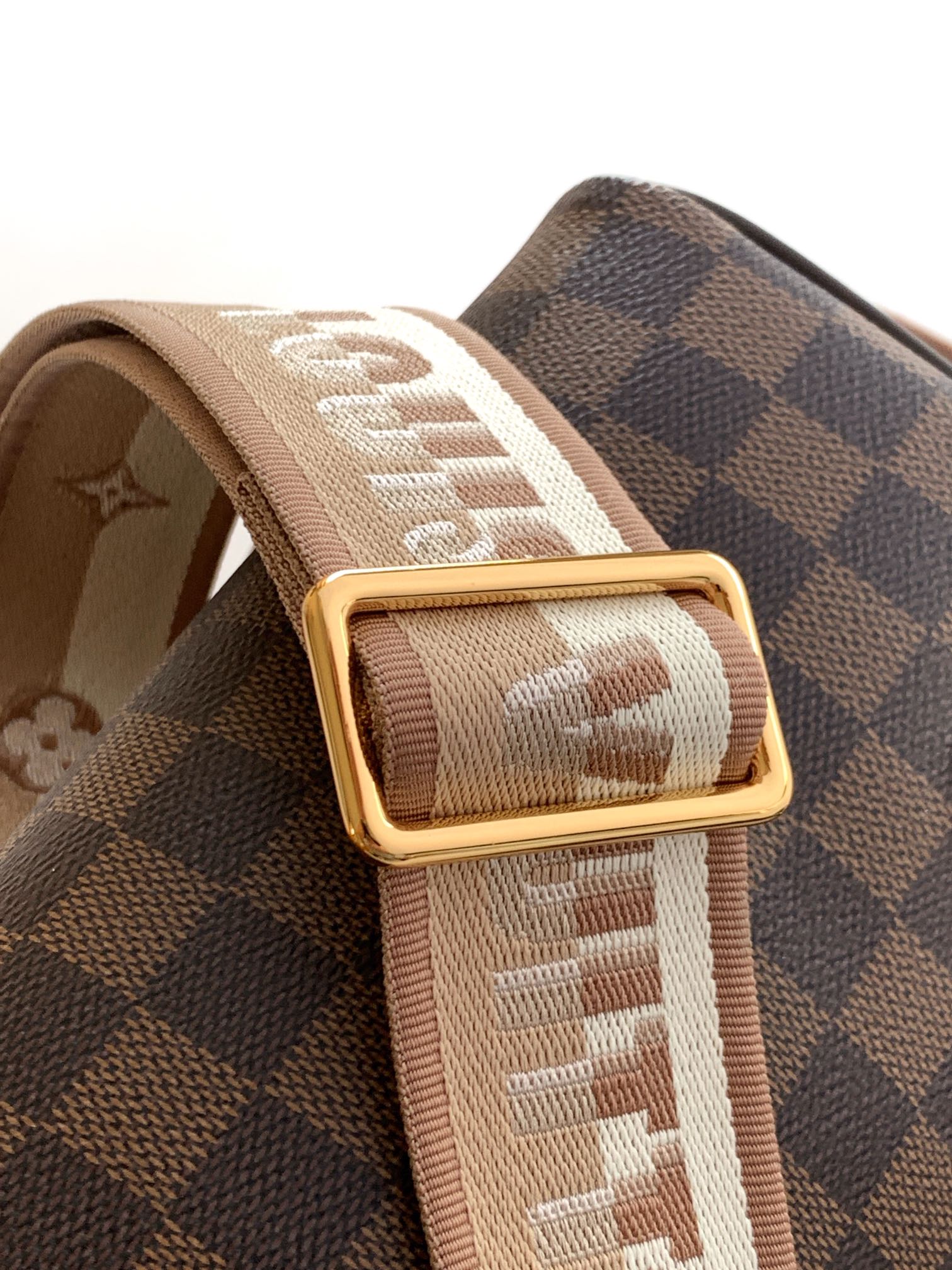 Louis Vuitton Speedy Bandoulière 20 Monogram Crossbody Bag - Image 7