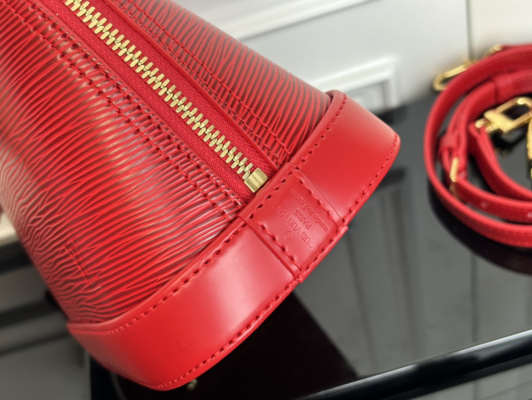 Louis Vuitton Alma BB Epi Leather Handbag - Red - Image 7