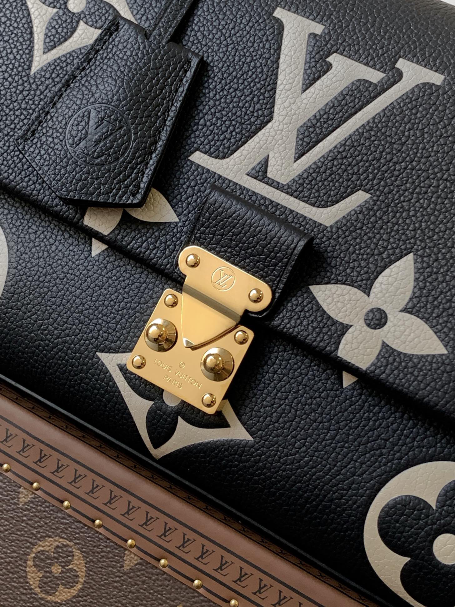 Louis Vuitton Madeleine Medium Handbag in Monogram Empreinte Leather - Image 7
