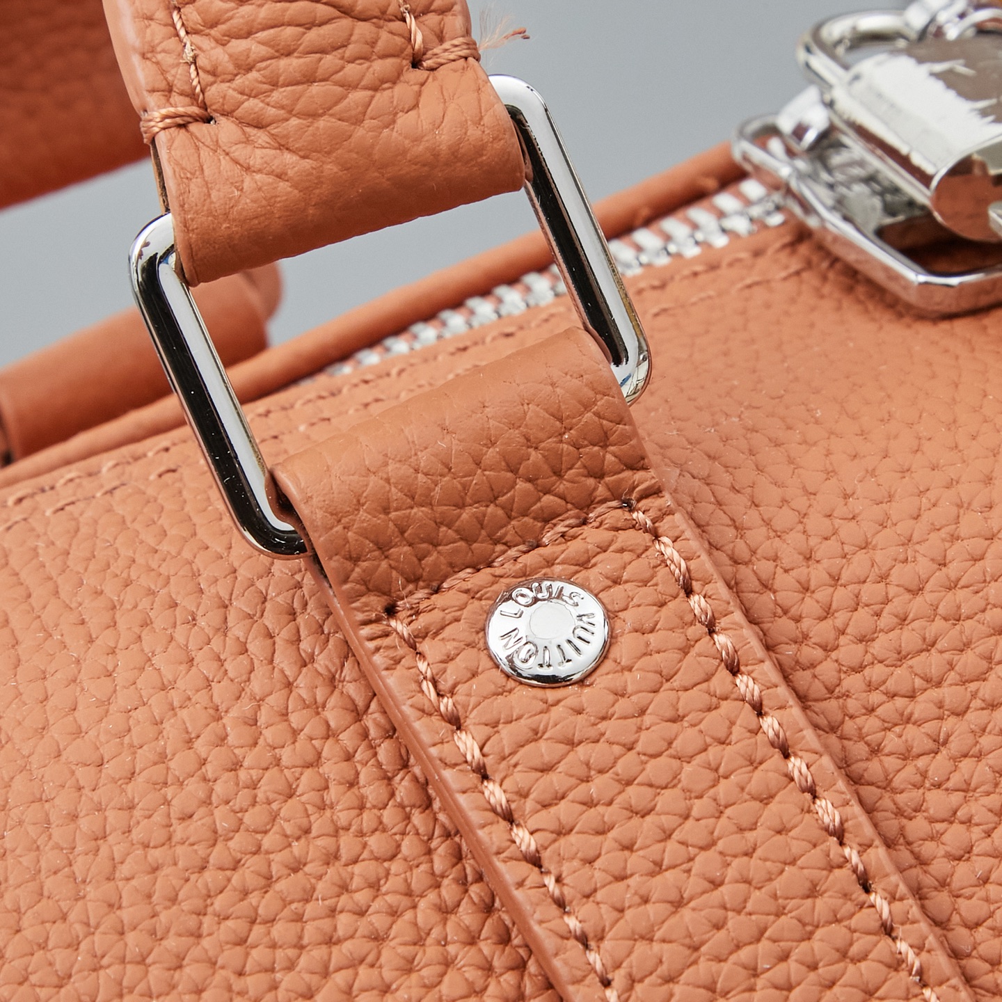 Louis Vuitton Keepall Bandoulière 50 Travel Bag - Image 7