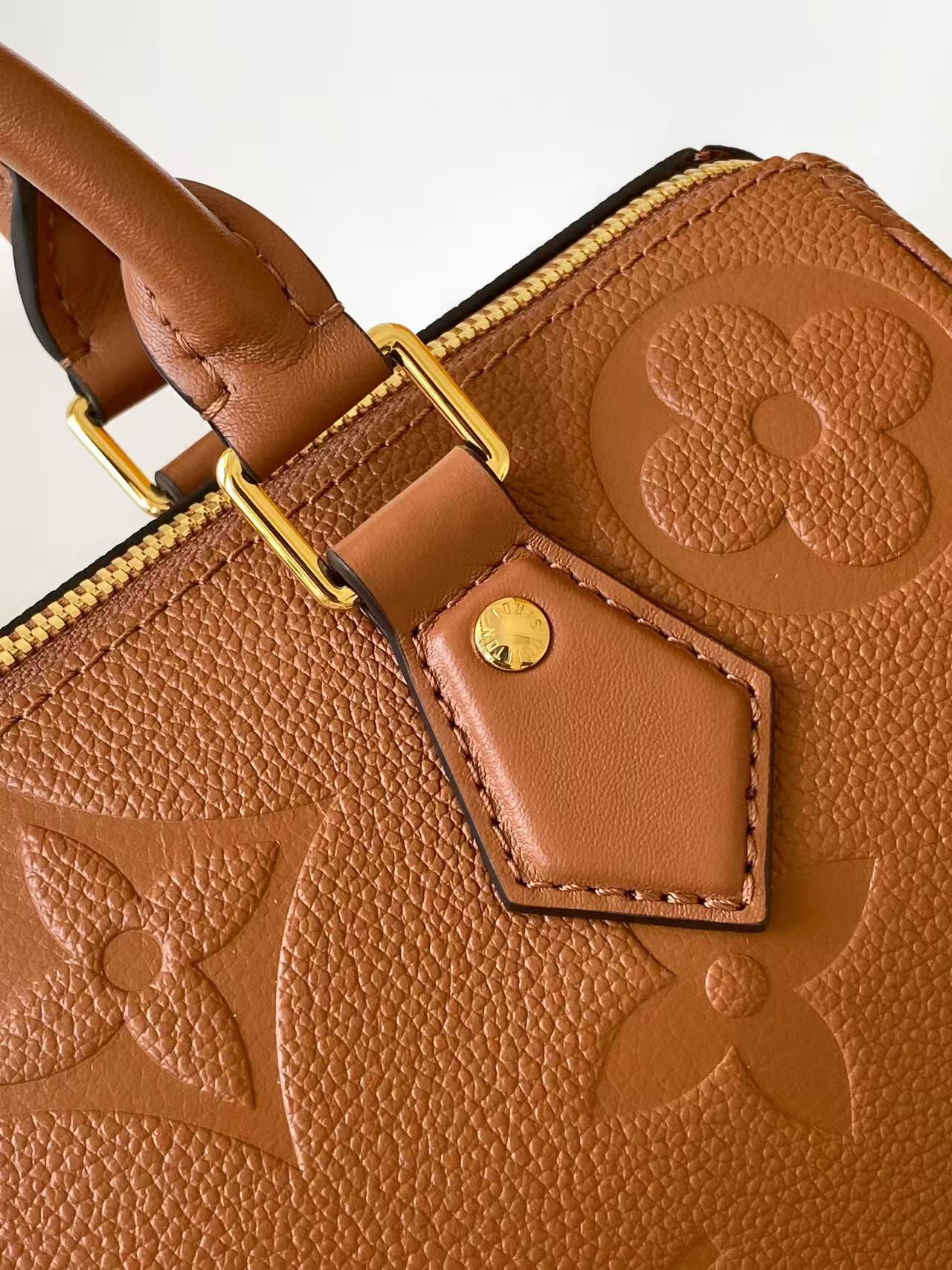 Louis Vuitton Speedy Bandouliere 25 Monogram Empreinte Leather Crossbody Bag - Image 7