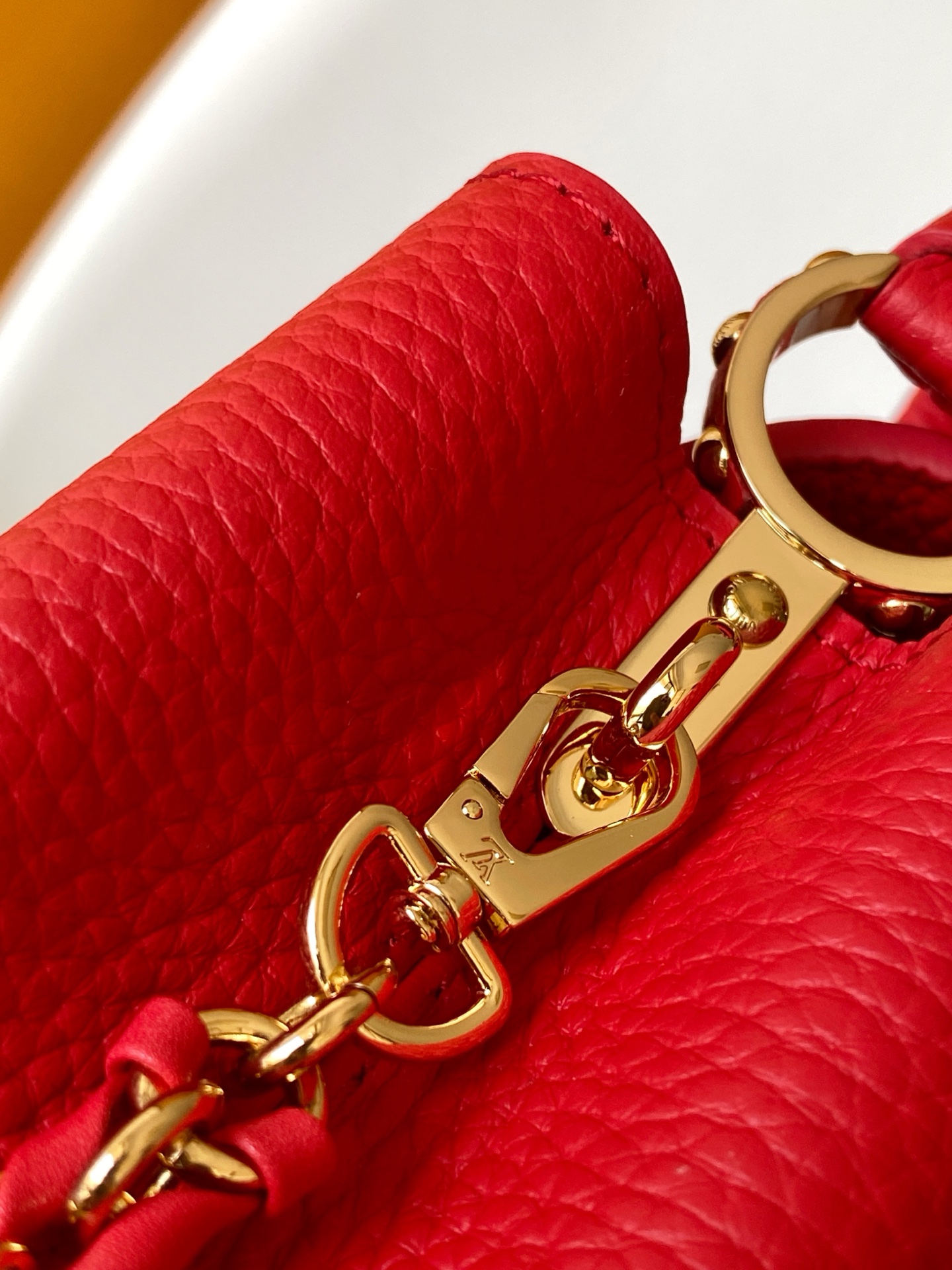 Louis Vuitton Capucines East-West Mini Crossbody Bag - Image 7