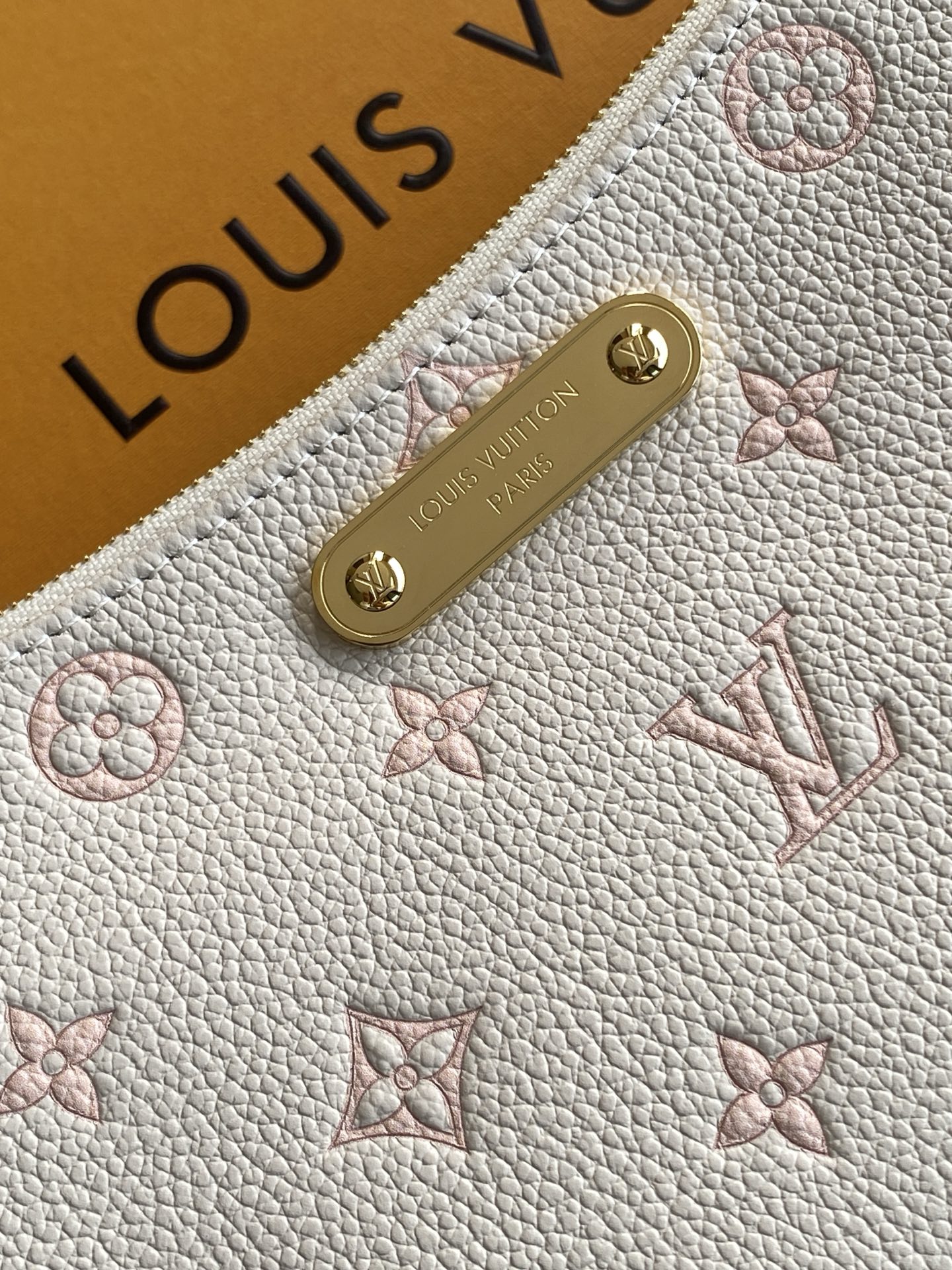 Louis Vuitton Liv Pochette in Monogram Empreinte Leather - Image 7