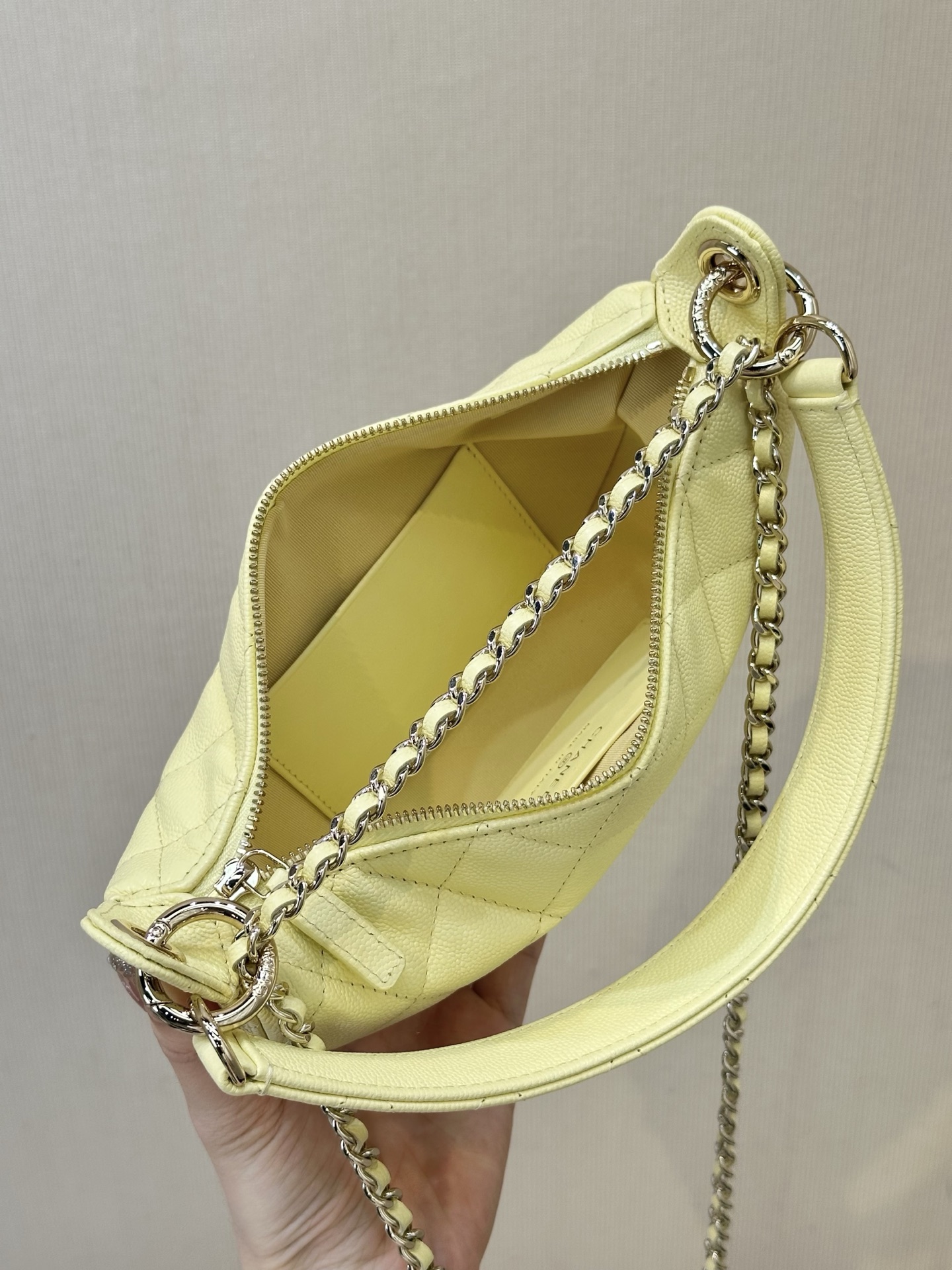 Chanel 26S Half-Moon Bag - Image 7