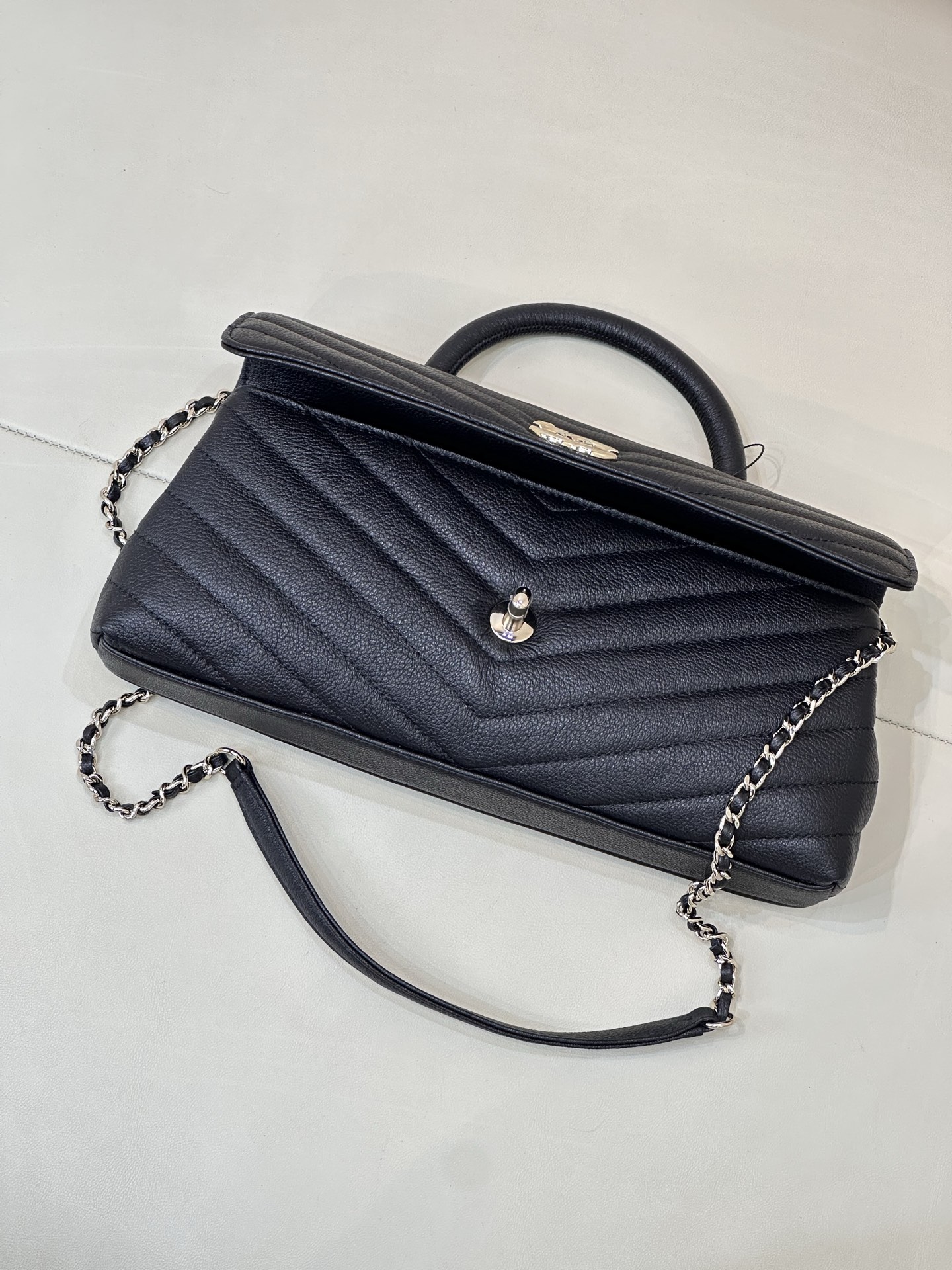 Chanel Coco Handle Extended Top Handle Bag - Image 7