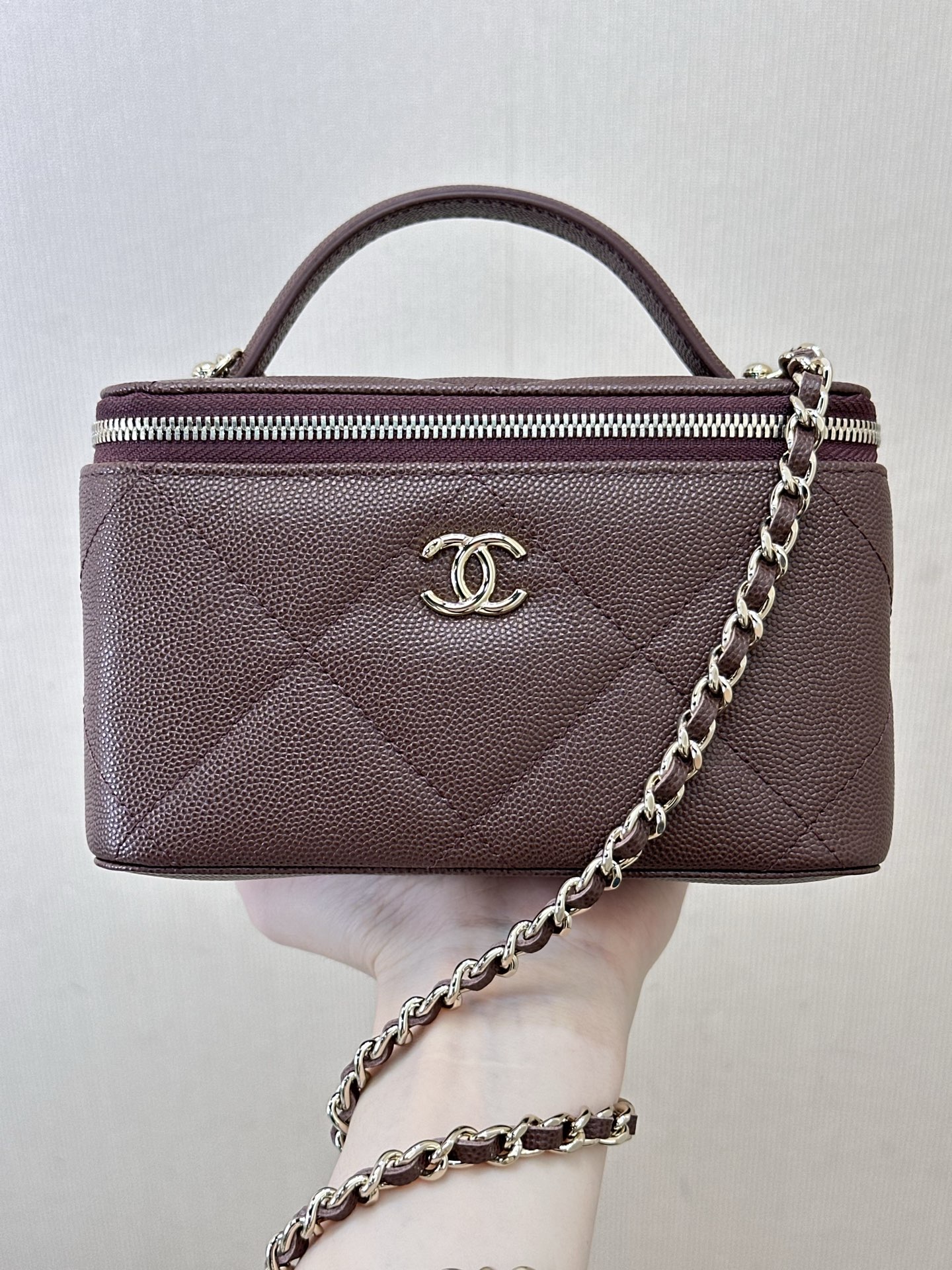 Chanel Box Handbag - Image 7