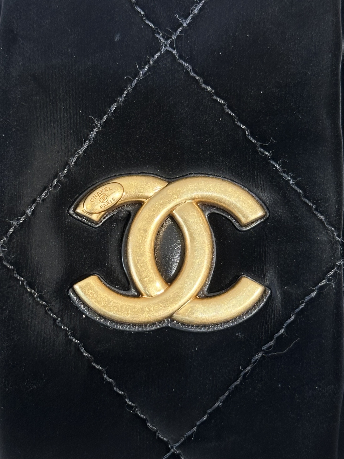 Chanel Butterfly Bow Lambskin Handbag - Image 7